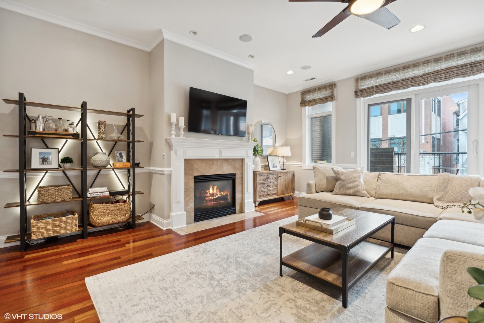 1340 W Belmont Avenue Unit: 2