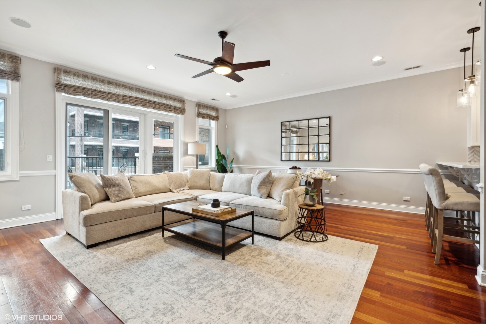 1340 W Belmont Avenue Unit: 2