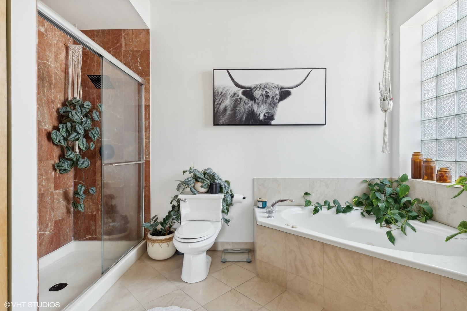 2312 W North Avenue Unit: 3W