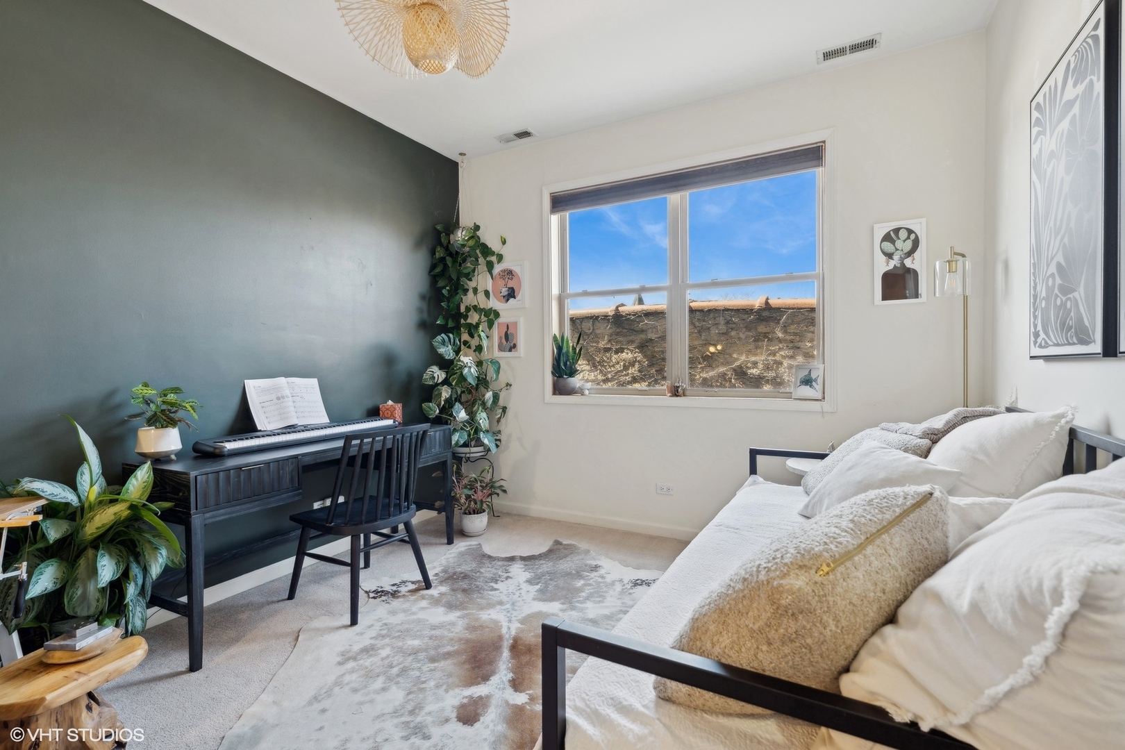 2312 W North Avenue Unit: 3W