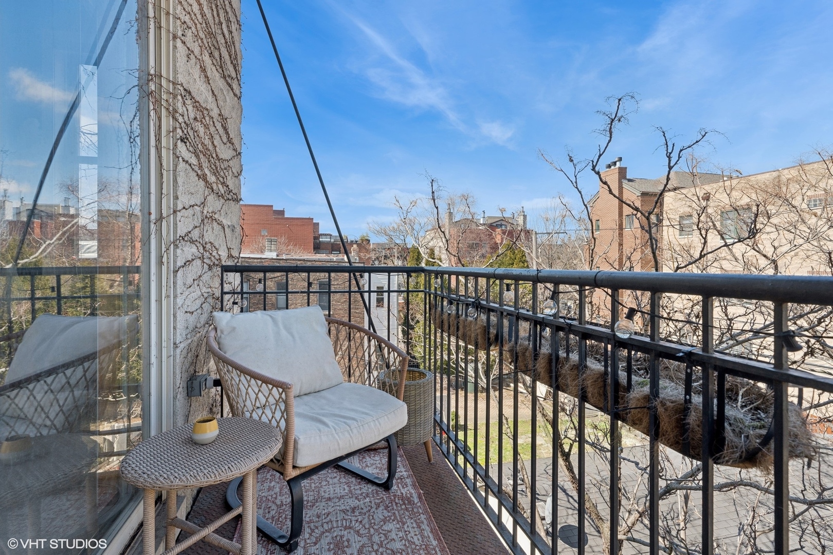 2312 W North Avenue Unit: 3W