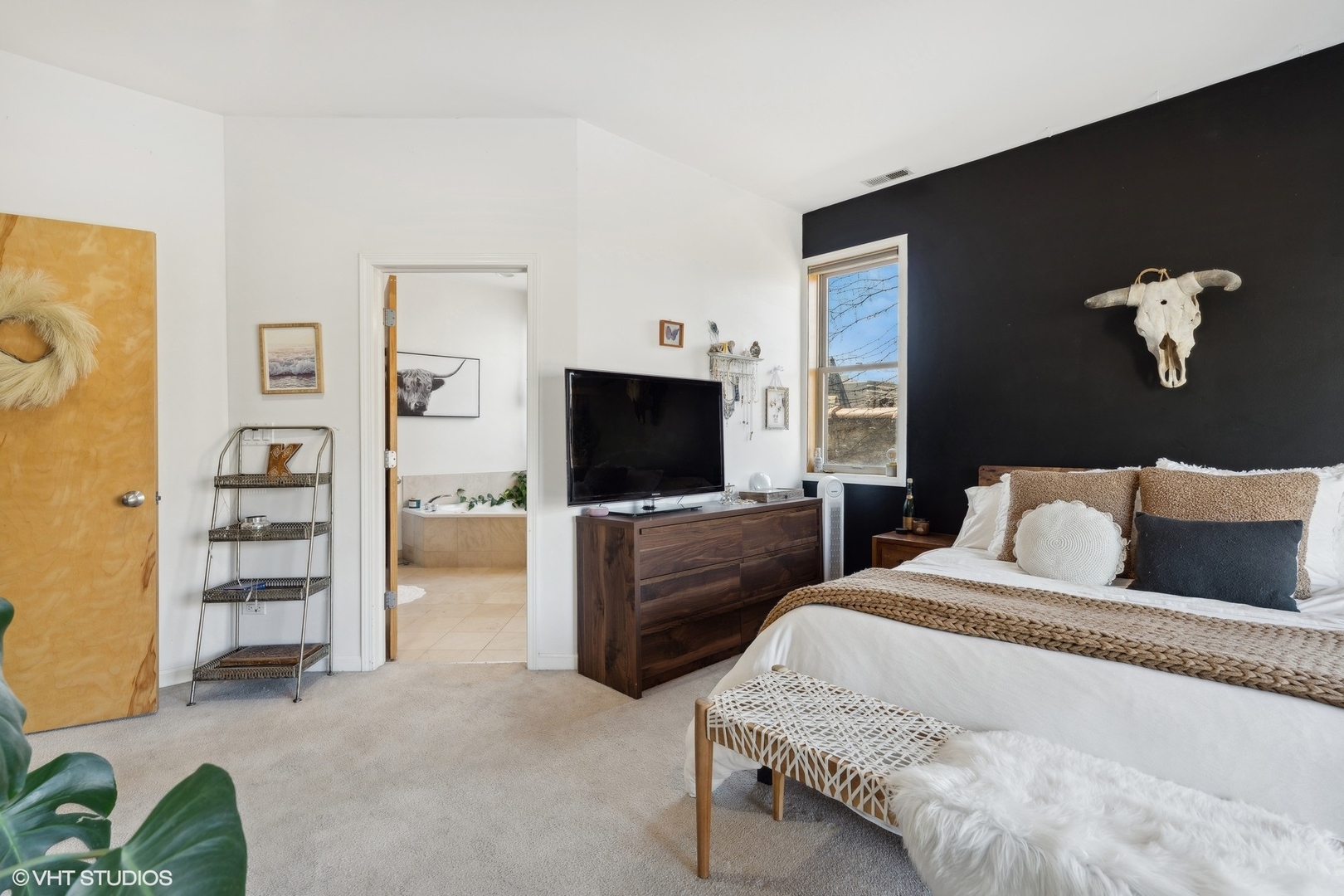 2312 W North Avenue Unit: 3W