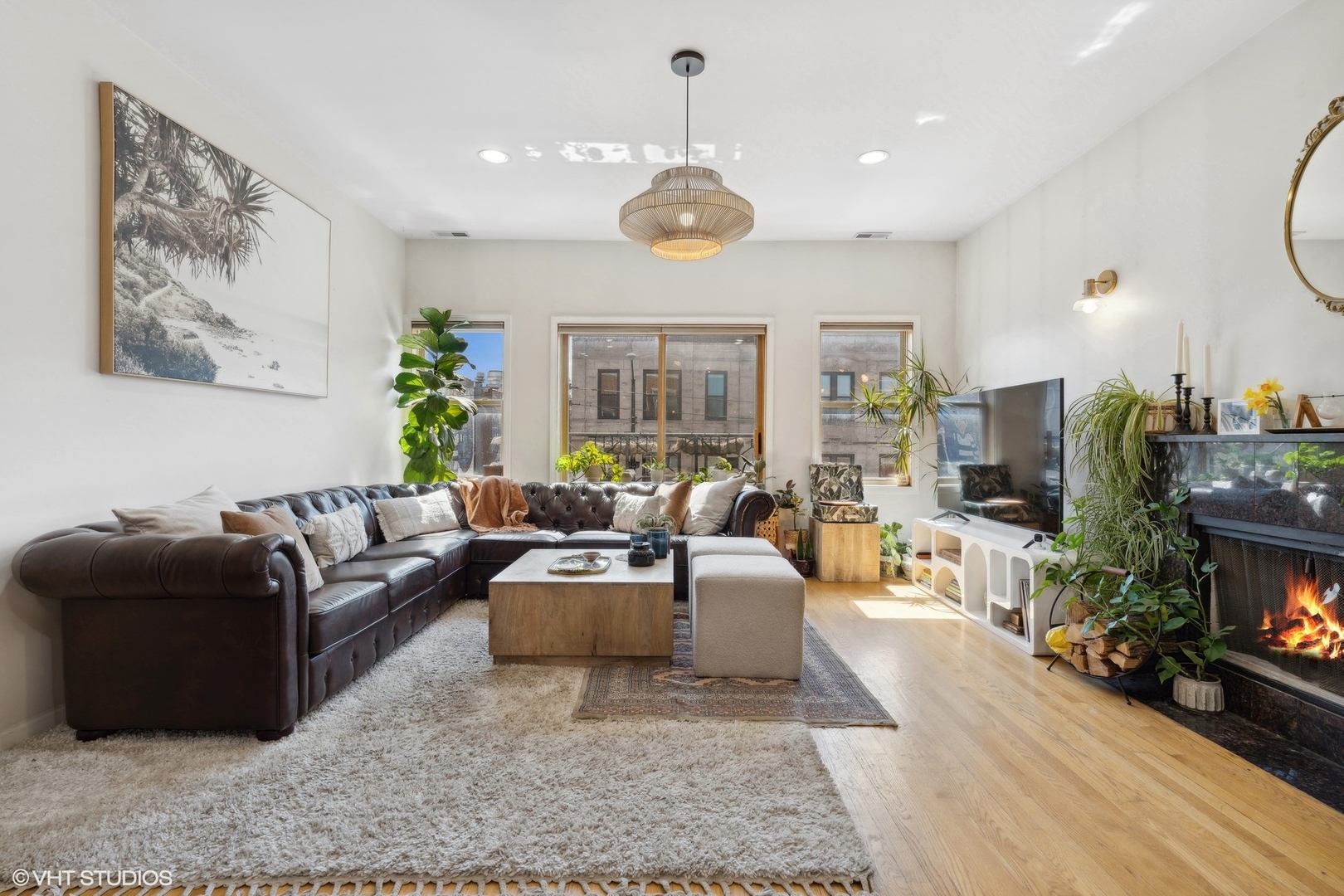 2312 W North Avenue Unit: 3W