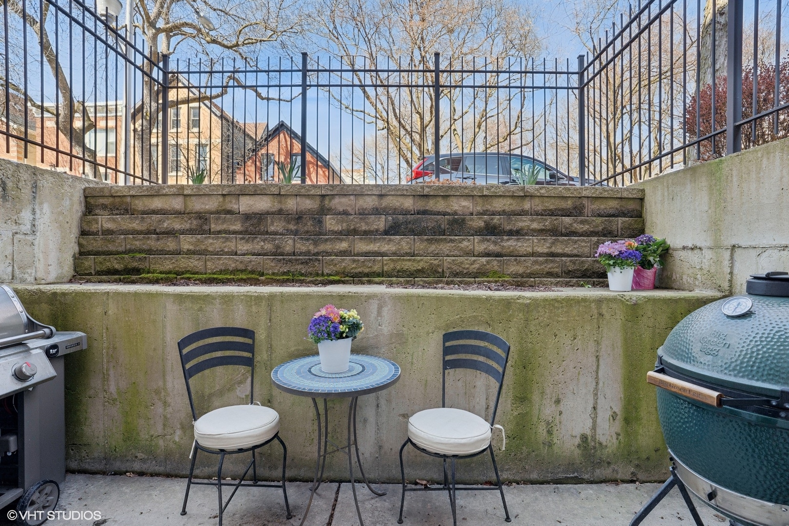 2321 W Lyndale Street Unit: 1