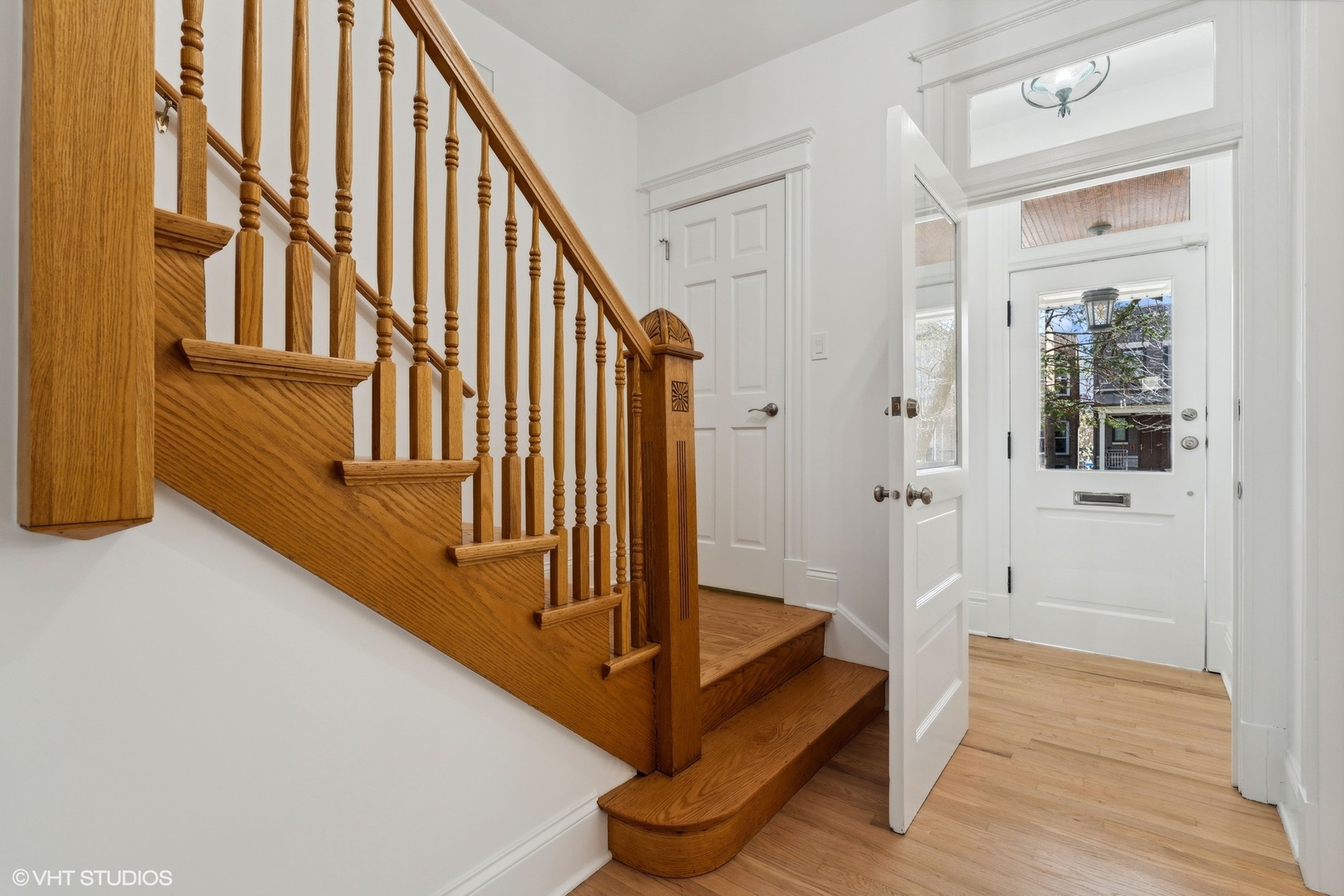 3846 N Seeley Avenue