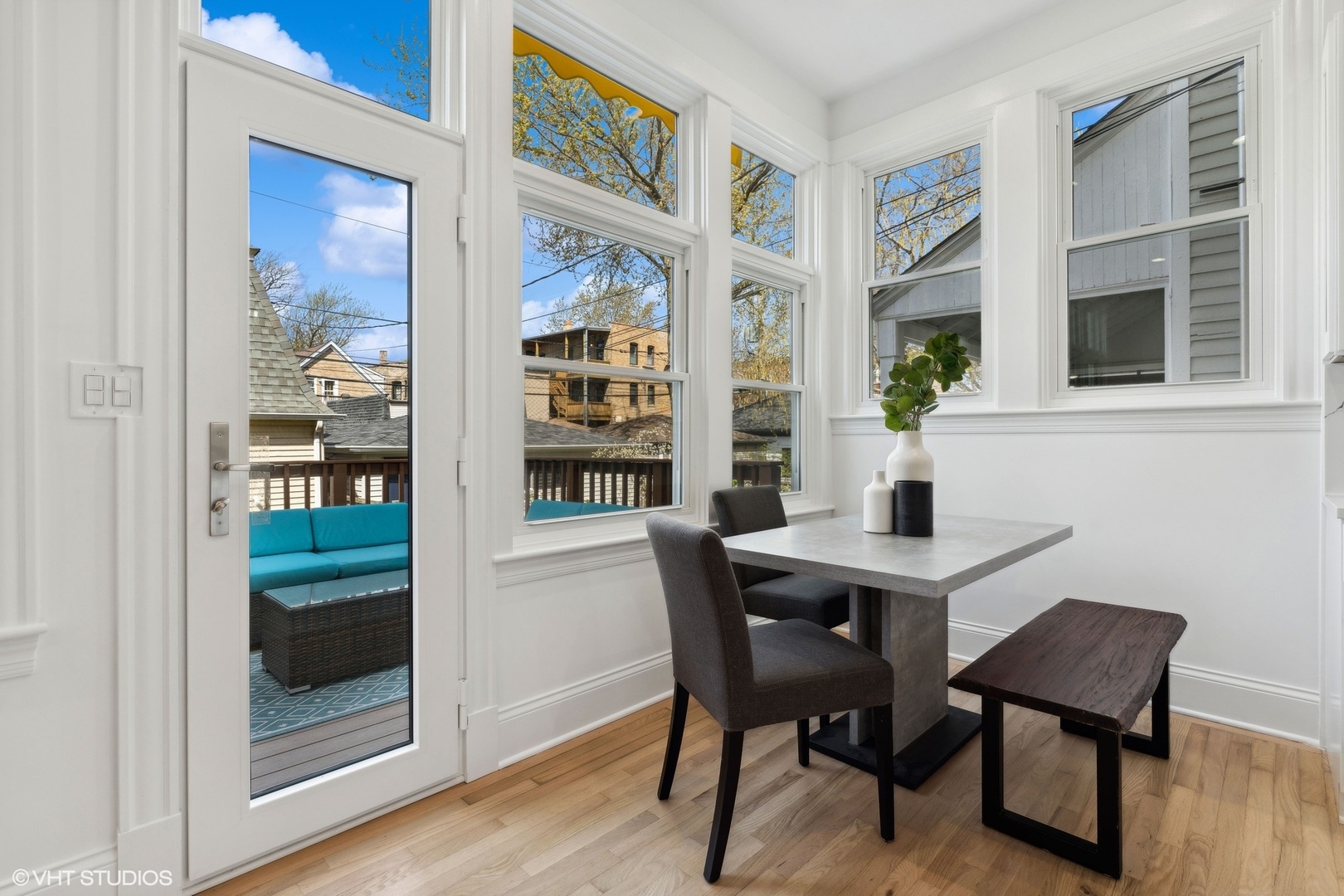 3846 N Seeley Avenue