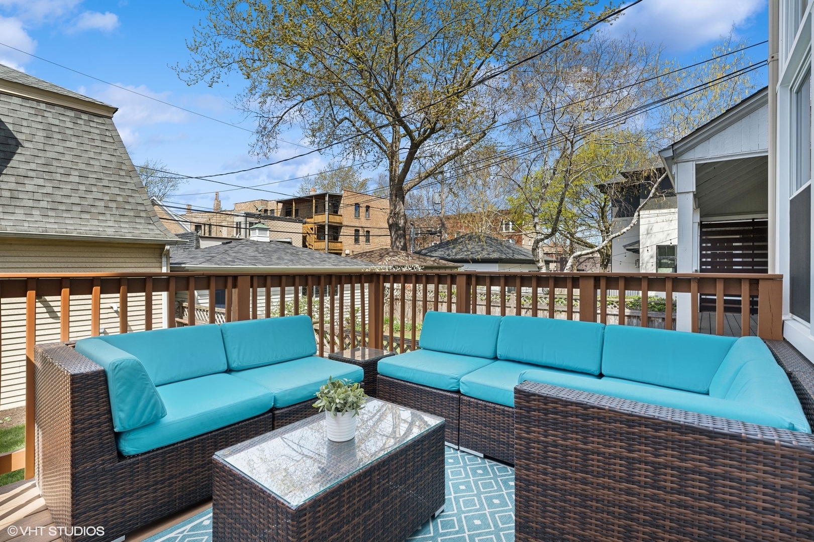 3846 N Seeley Avenue