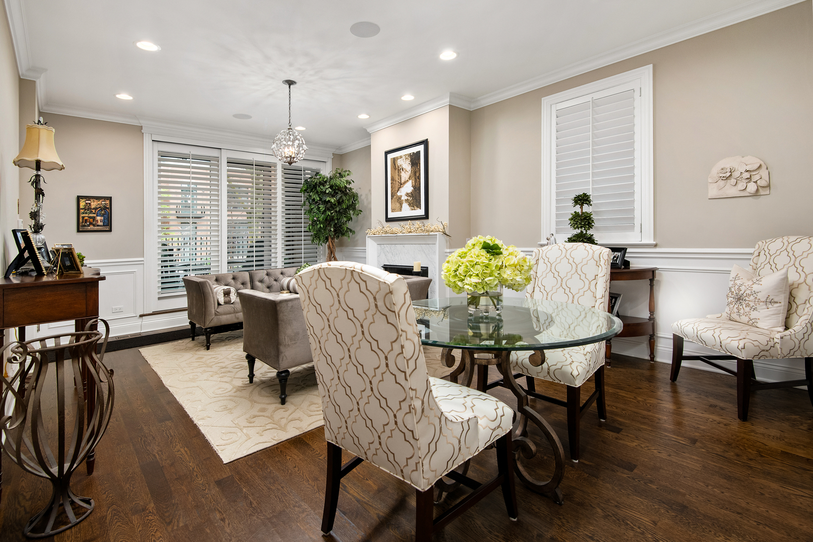 2040 N Racine Avenue Unit: 1