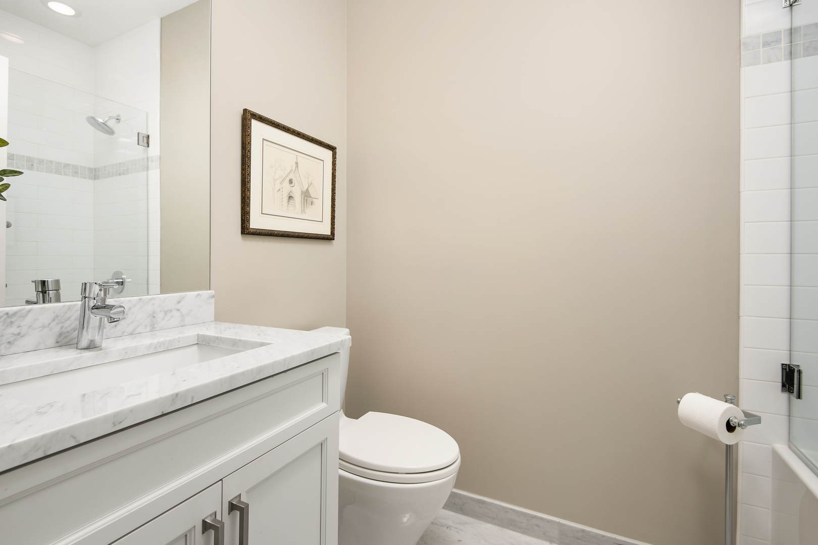 2040 N Racine Avenue Unit: 1