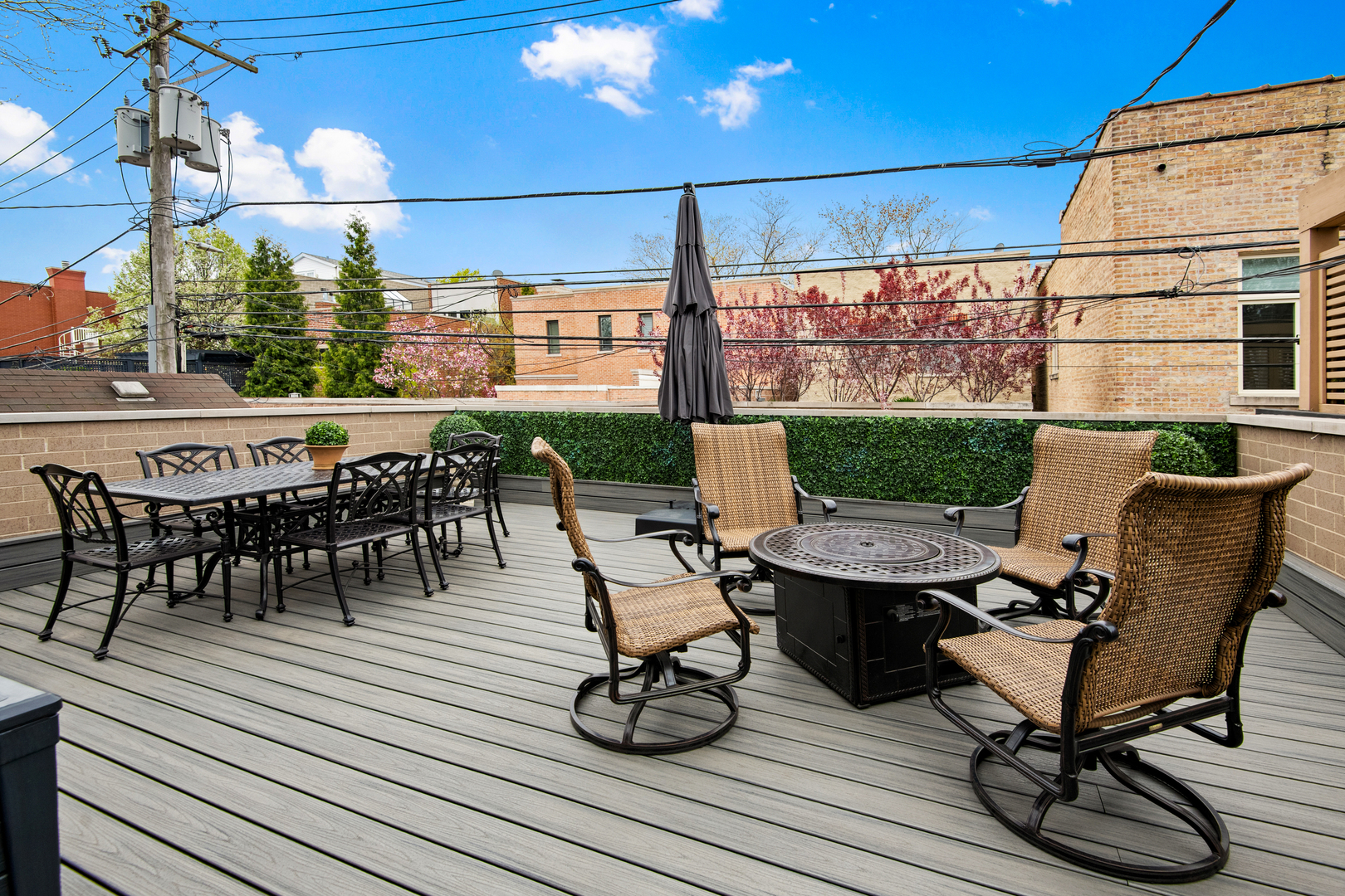 2040 N Racine Avenue Unit: 1