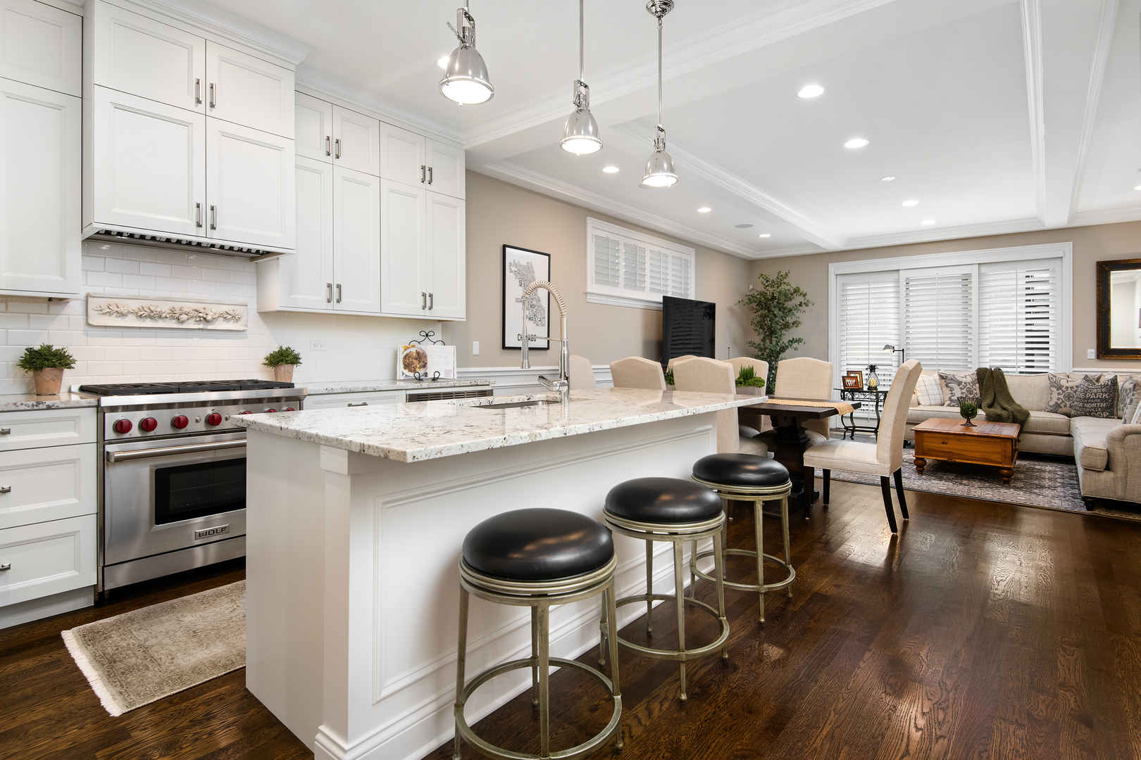 2040 N Racine Avenue Unit: 1