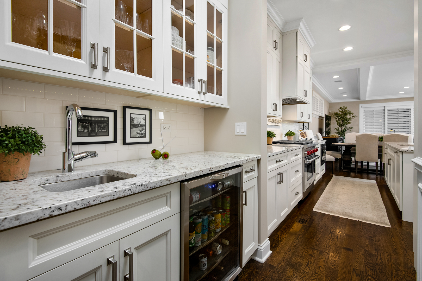 2040 N Racine Avenue Unit: 1