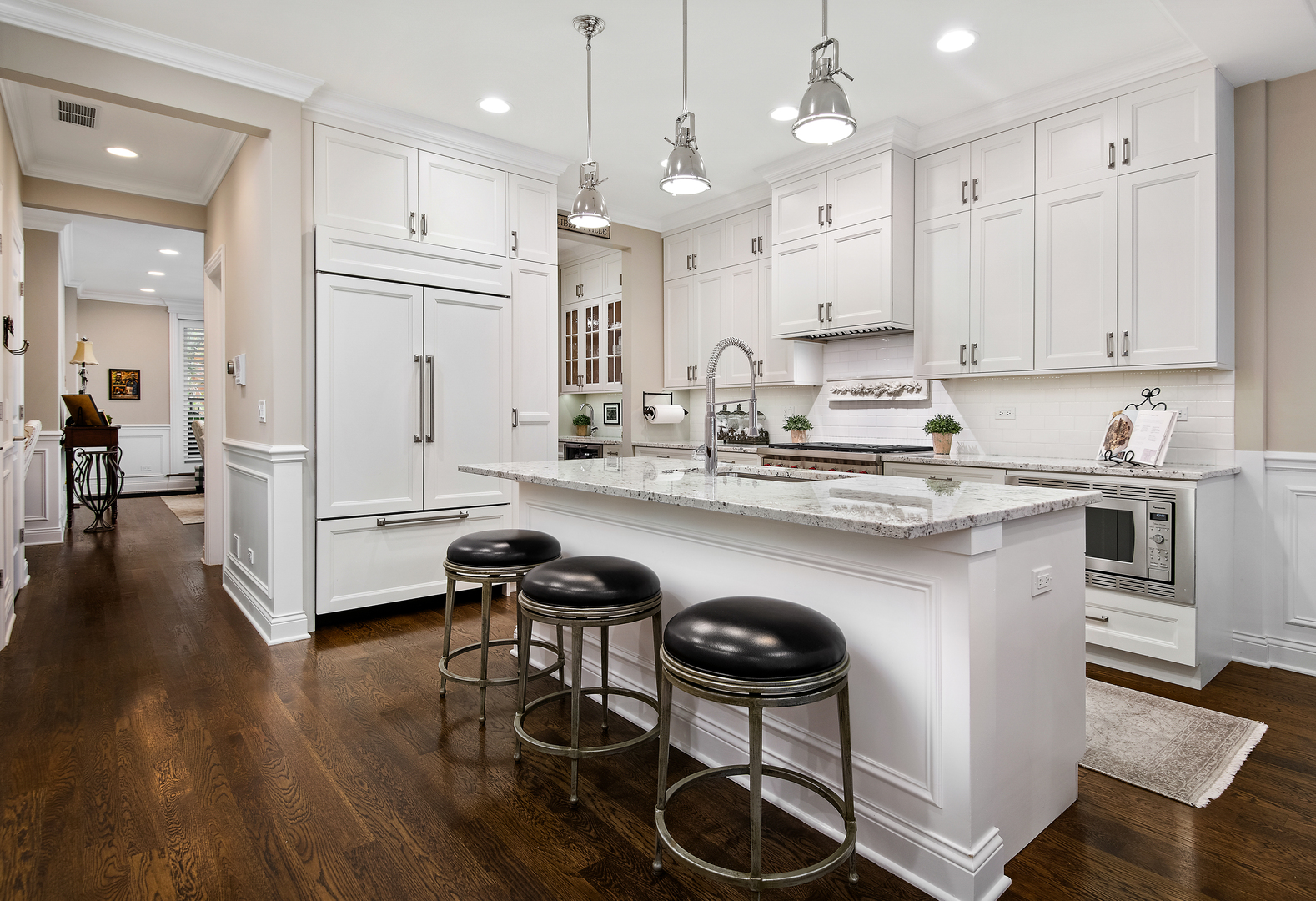 2040 N Racine Avenue Unit: 1