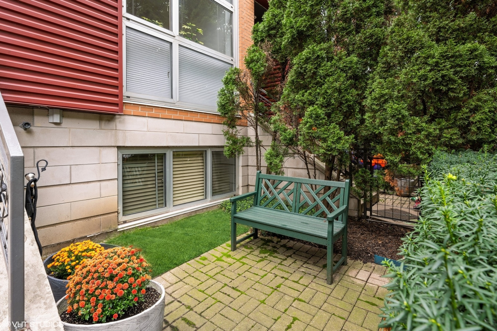 1805 N Leavitt Street