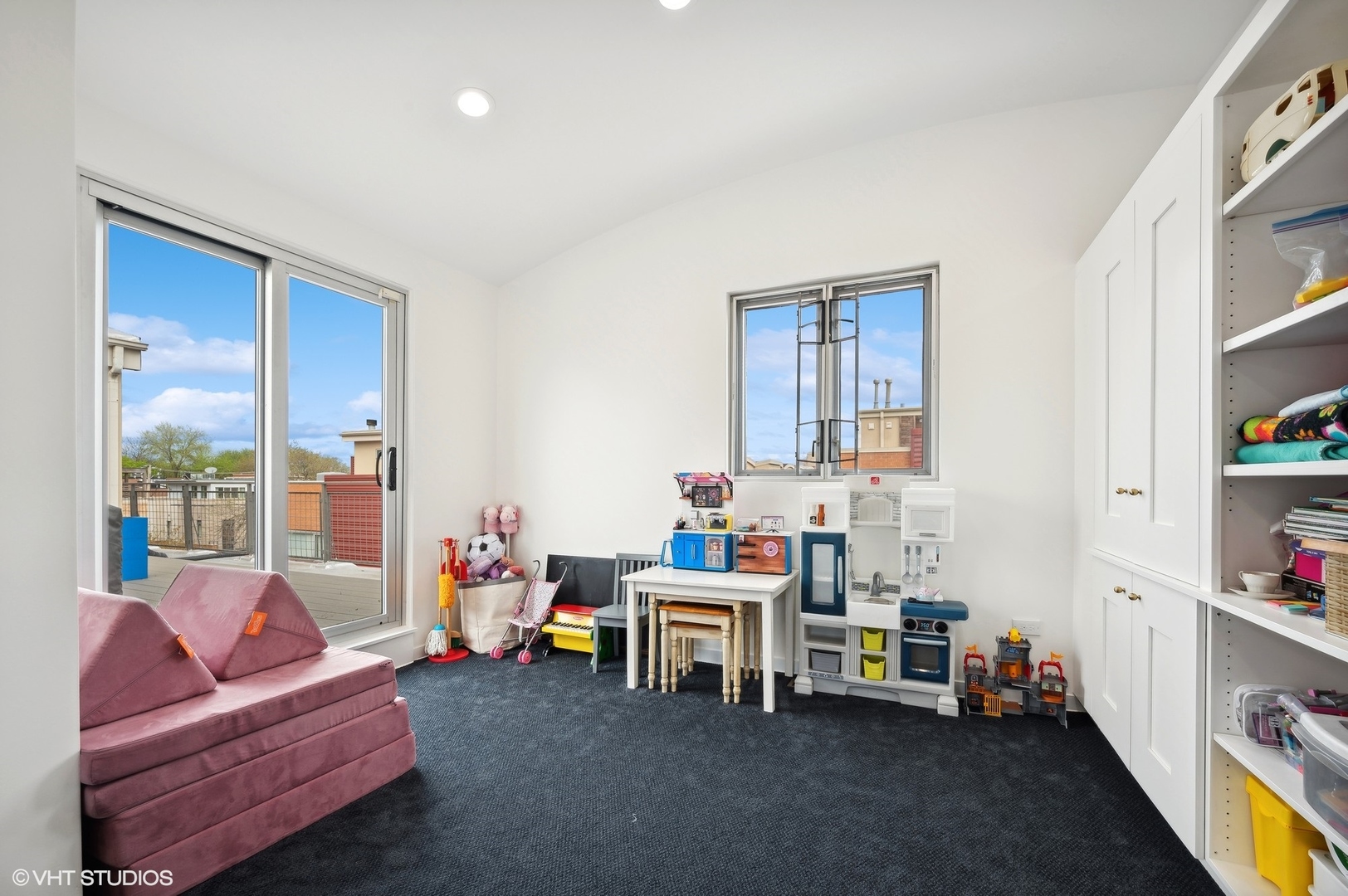 1805 N Leavitt Street