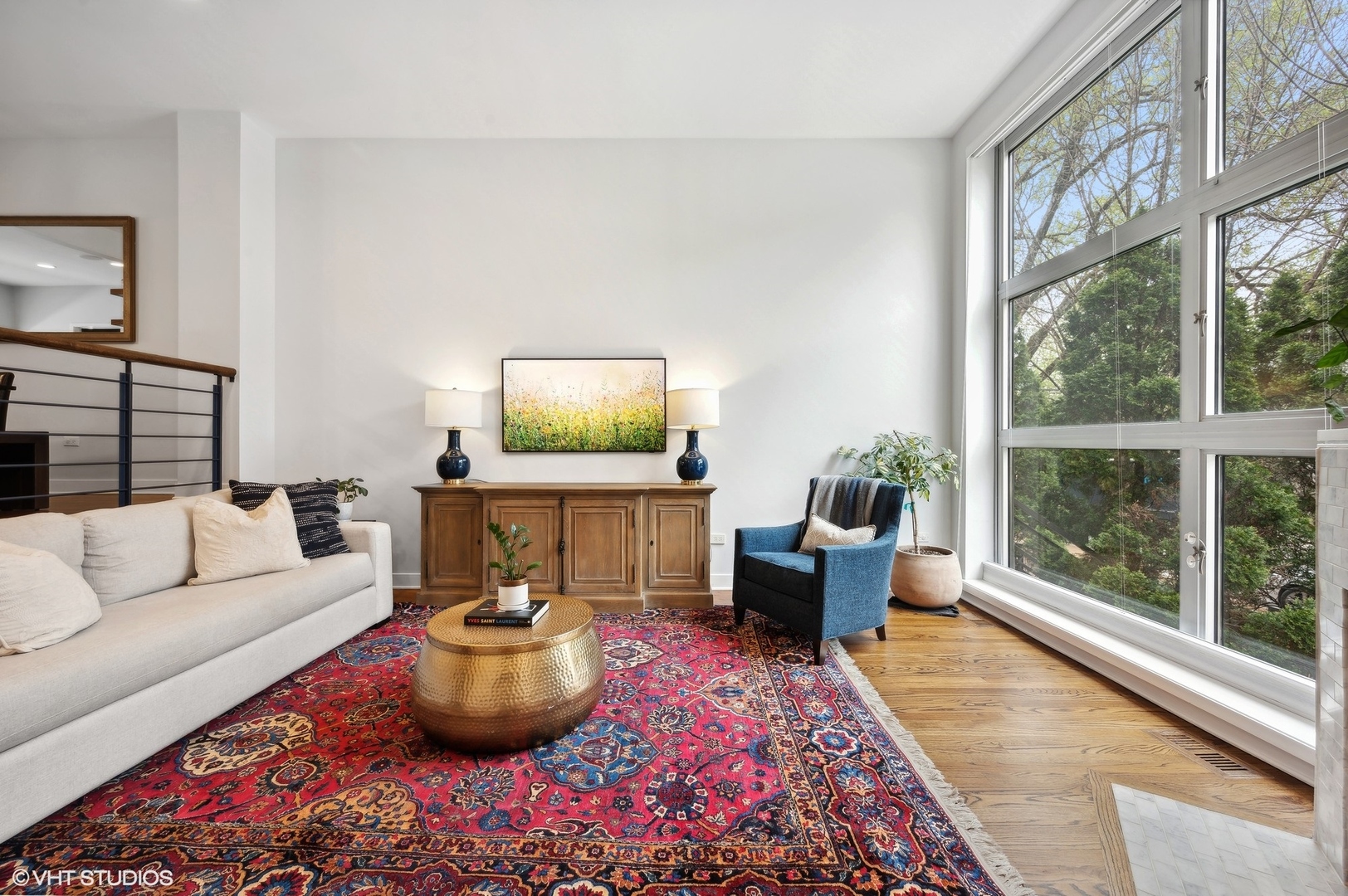 1805 N Leavitt Street