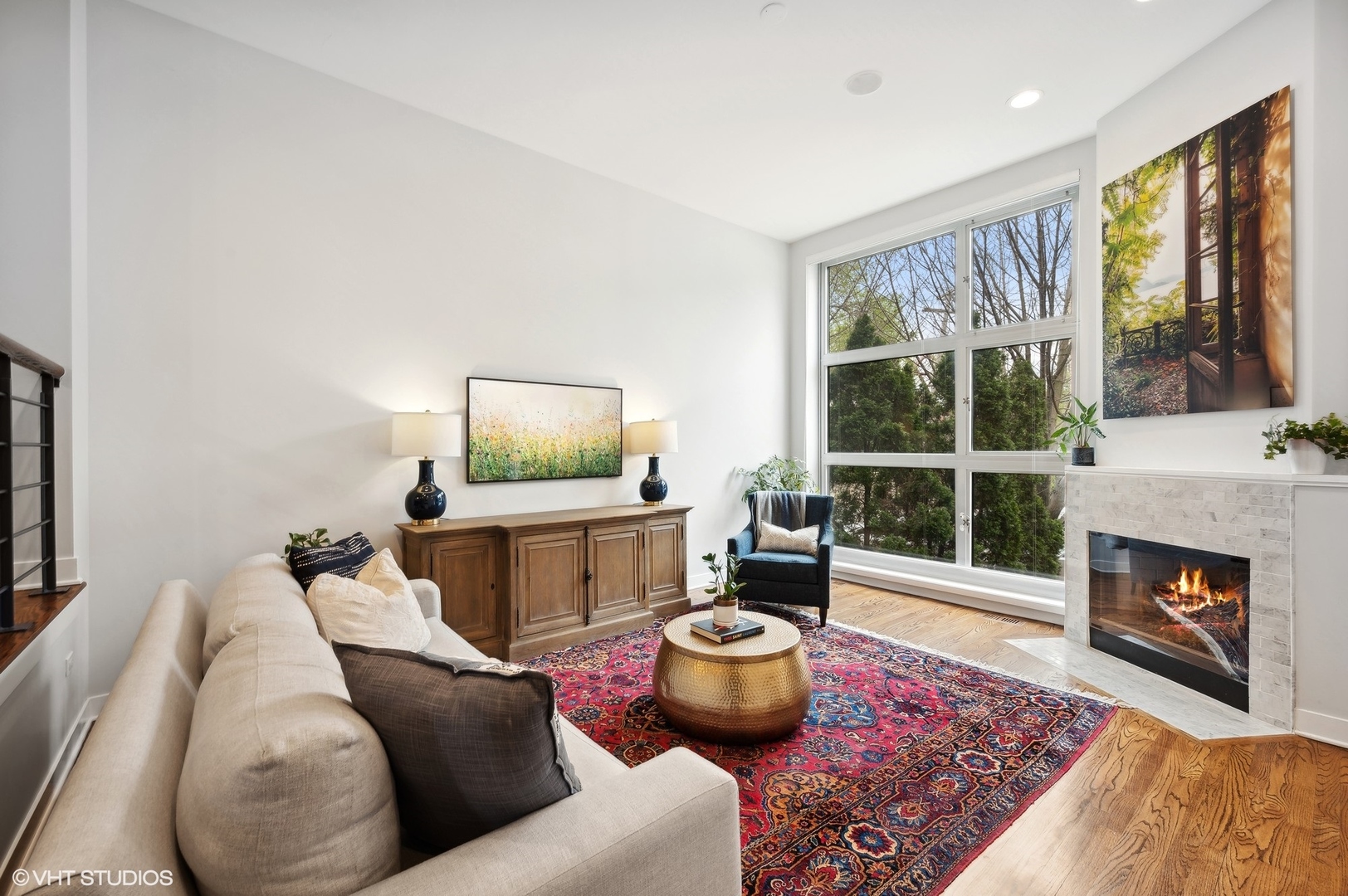 1805 N Leavitt Street