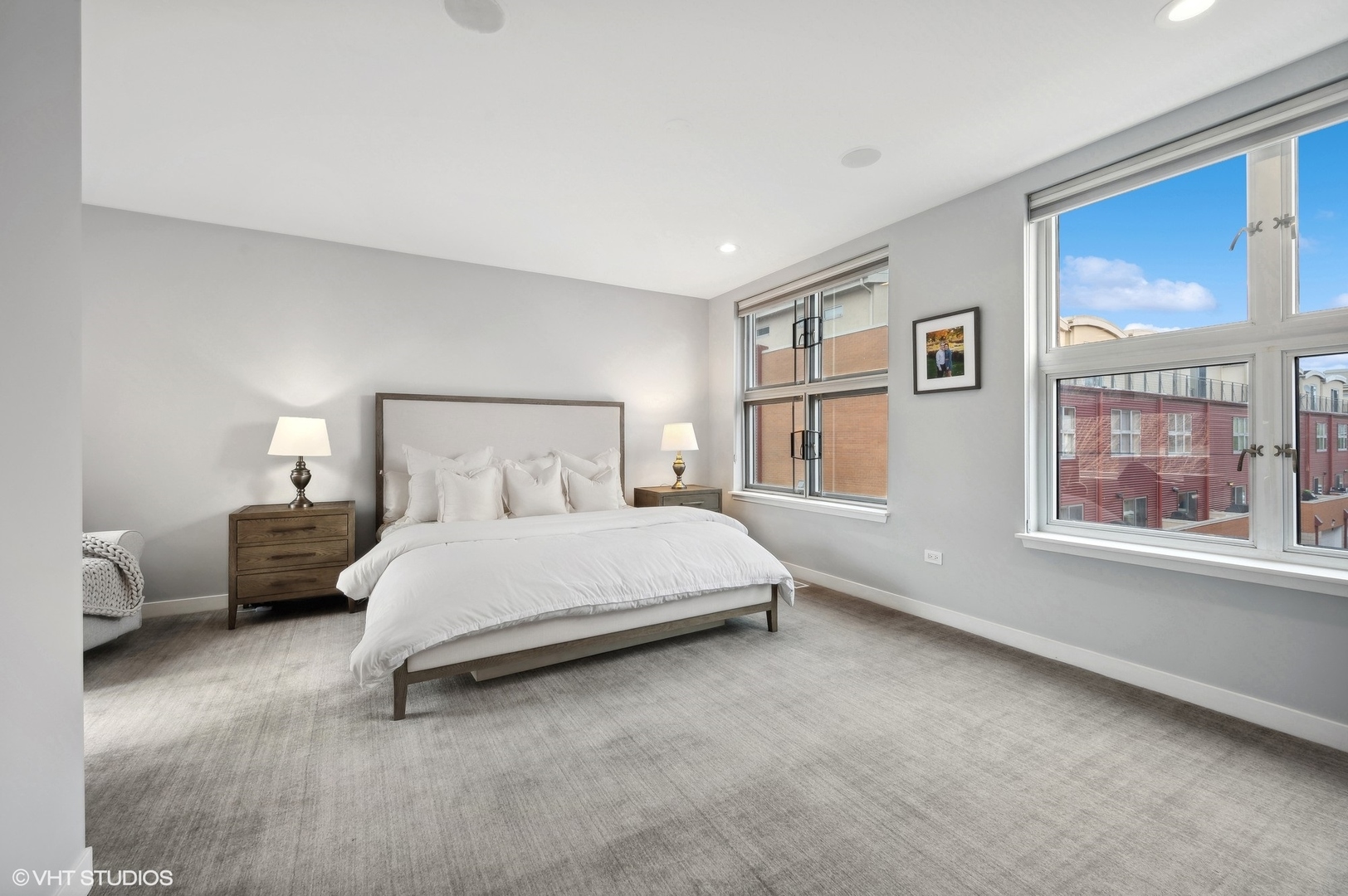 1805 N Leavitt Street