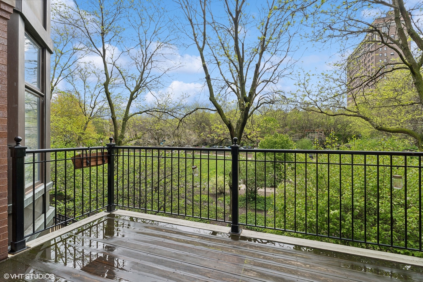 1341 S Indiana Avenue Unit: A