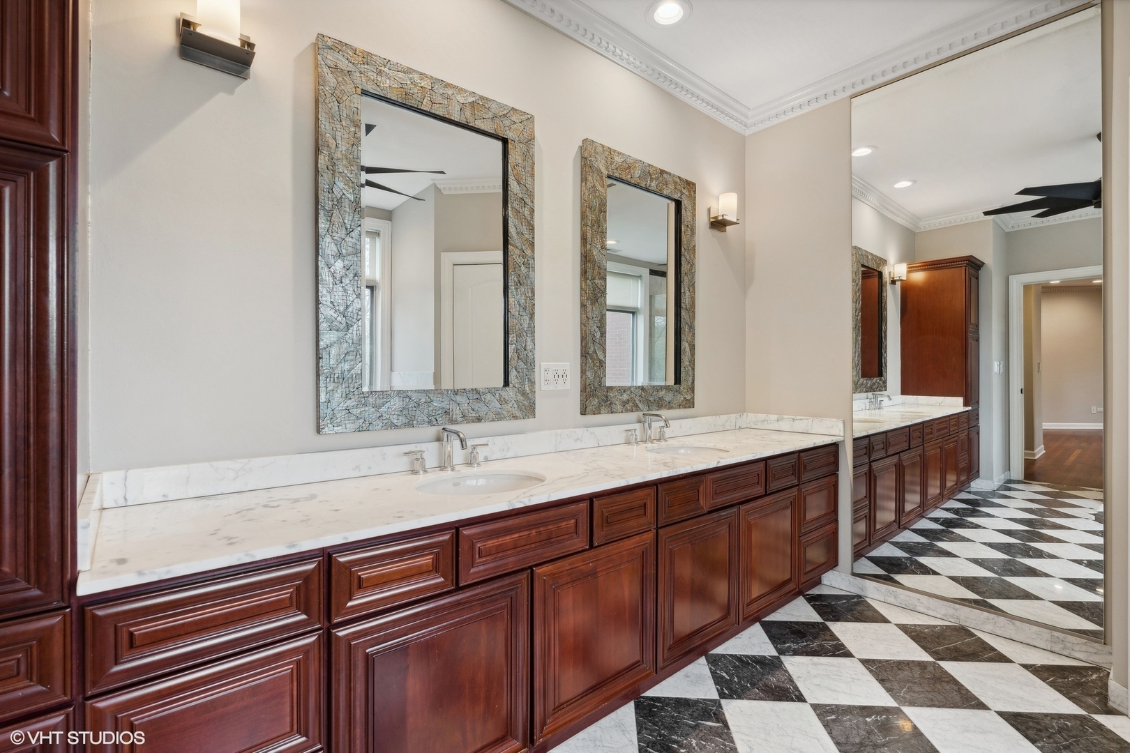 1341 S Indiana Avenue Unit: A