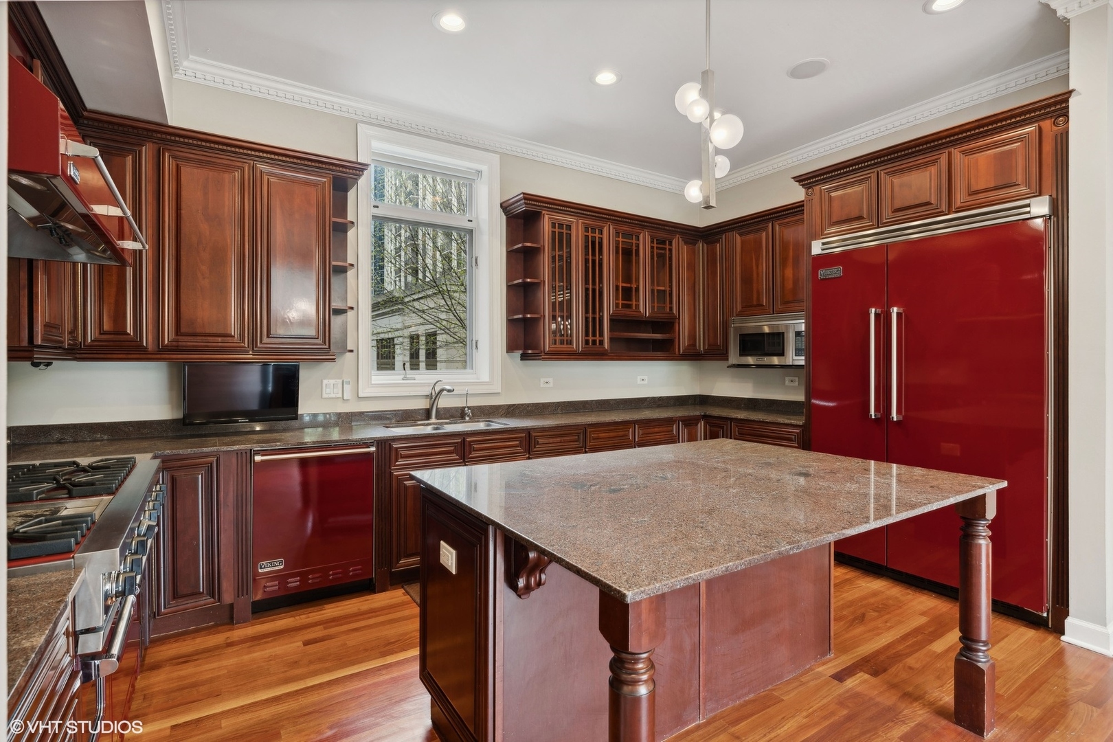1341 S Indiana Avenue Unit: A