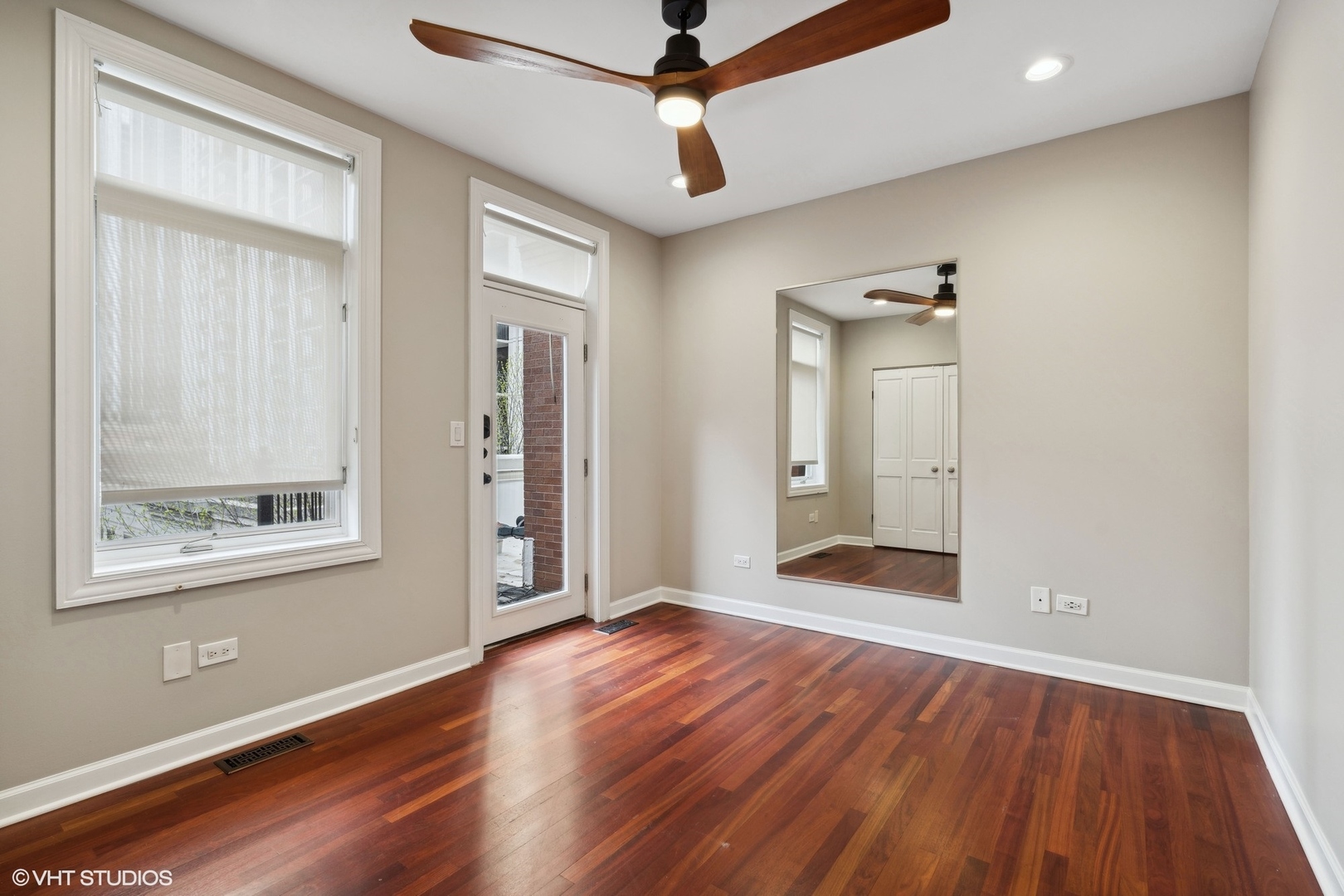 1341 S Indiana Avenue Unit: A