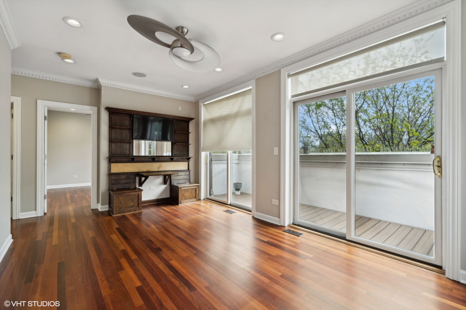 1341 S Indiana Avenue Unit: A
