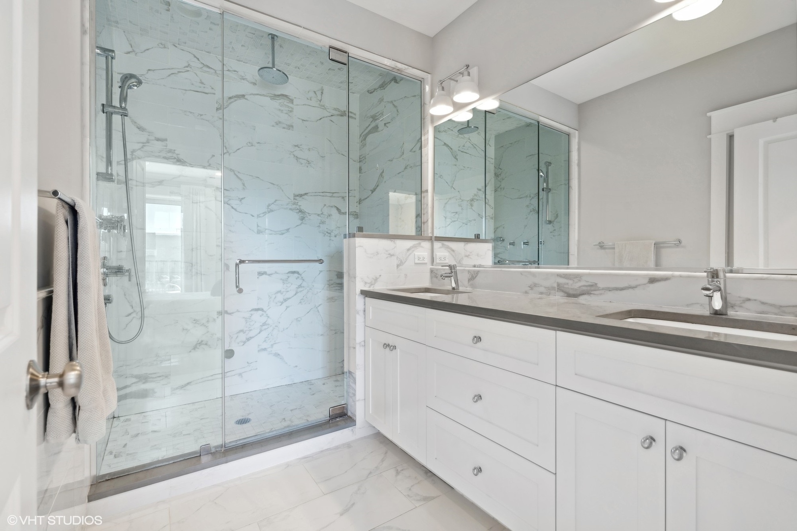 1522 N Hudson Avenue Unit: 4