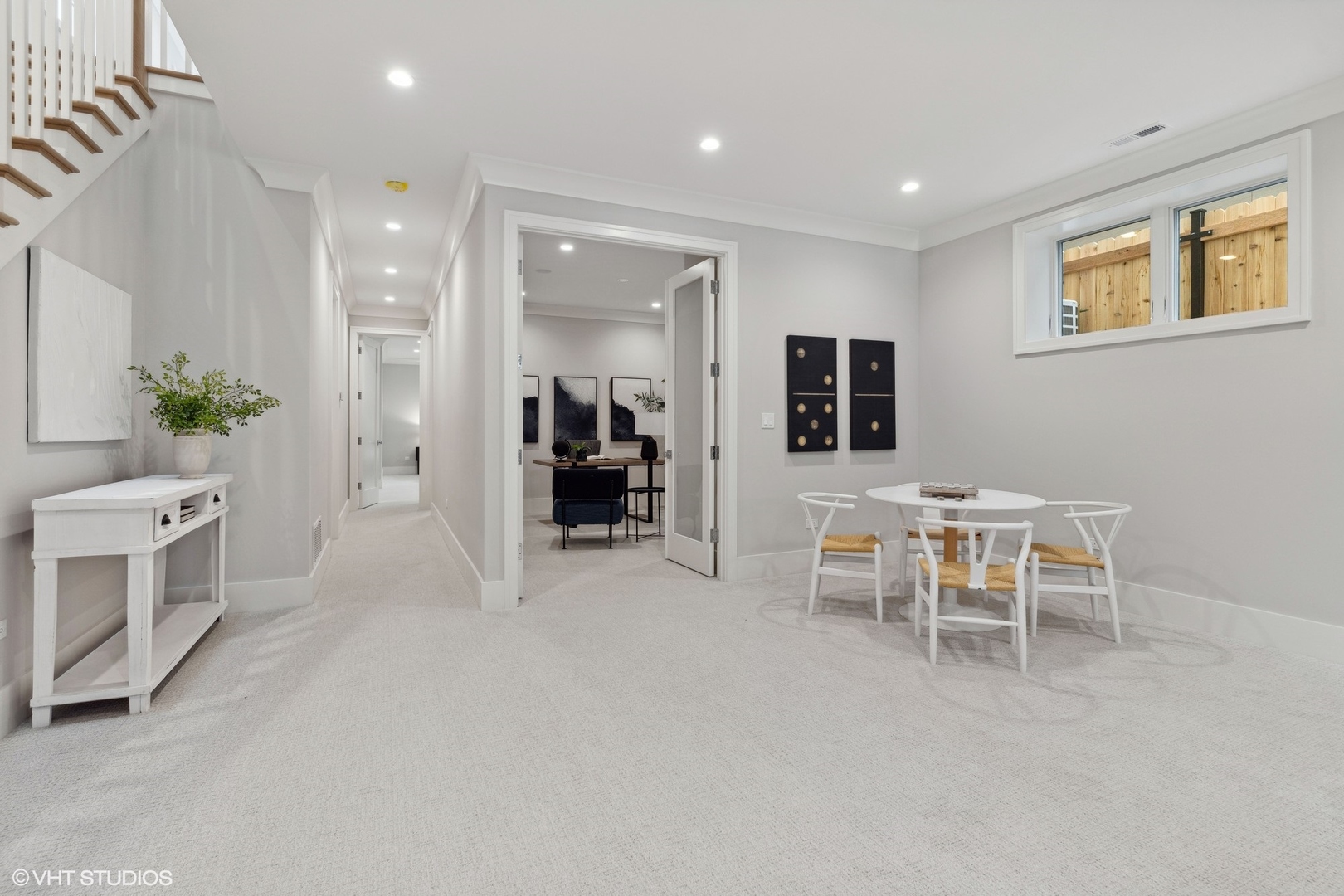 3529 N Paulina Street