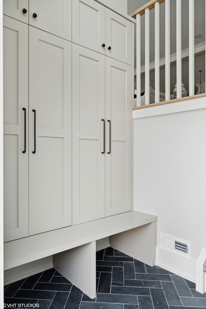 3529 N Paulina Street