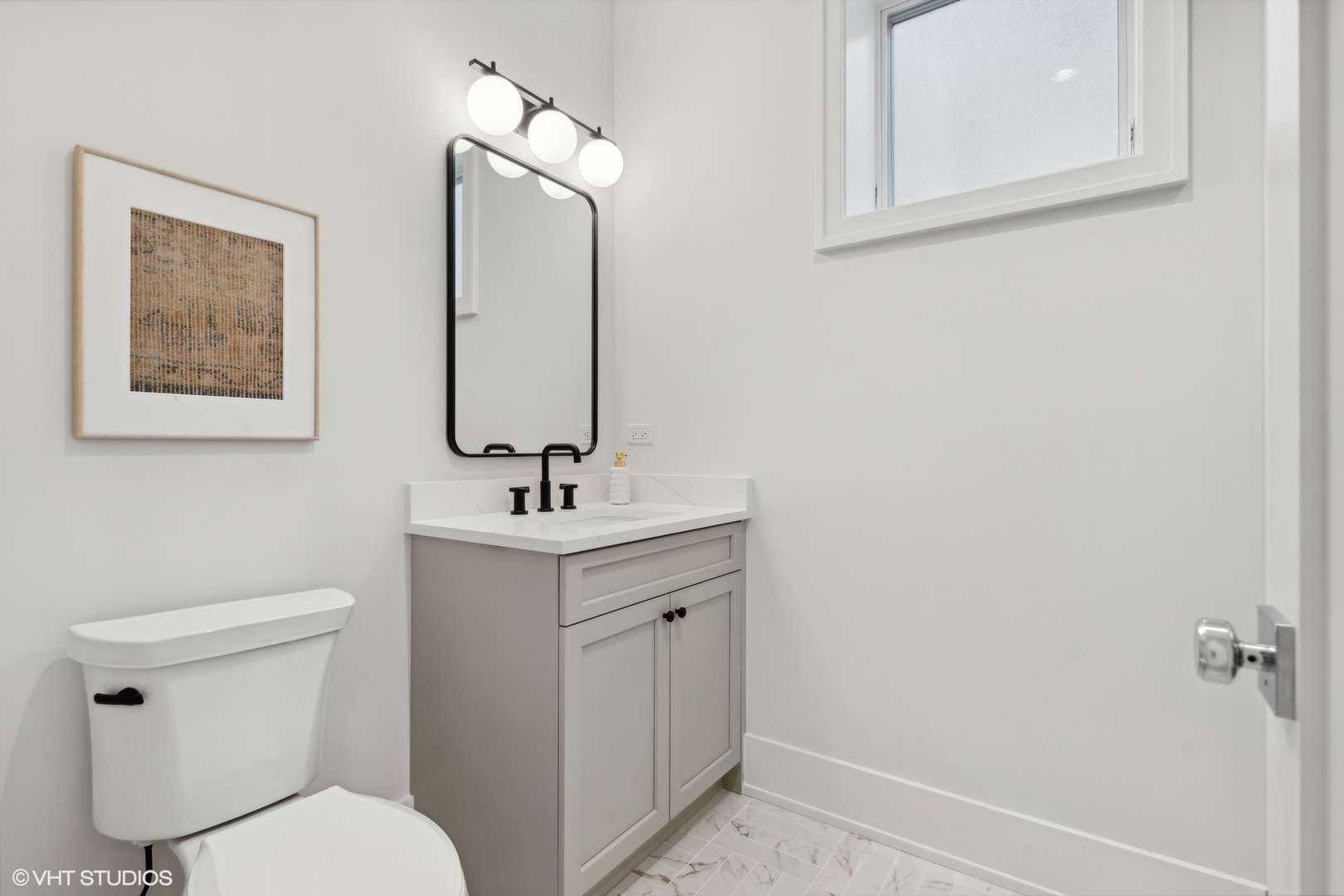 3529 N Paulina Street