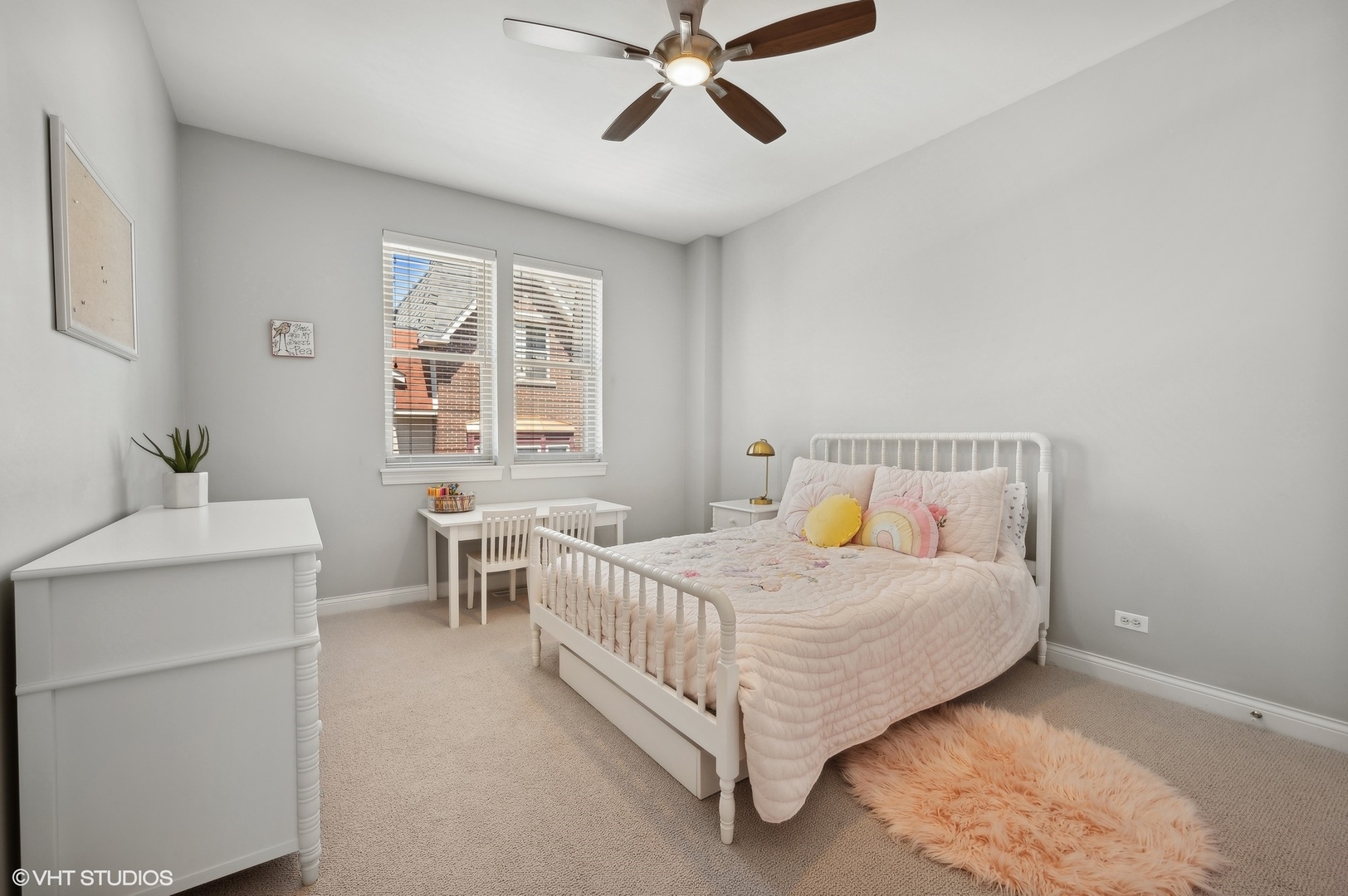 3711 N Milwaukee Avenue Unit: 5