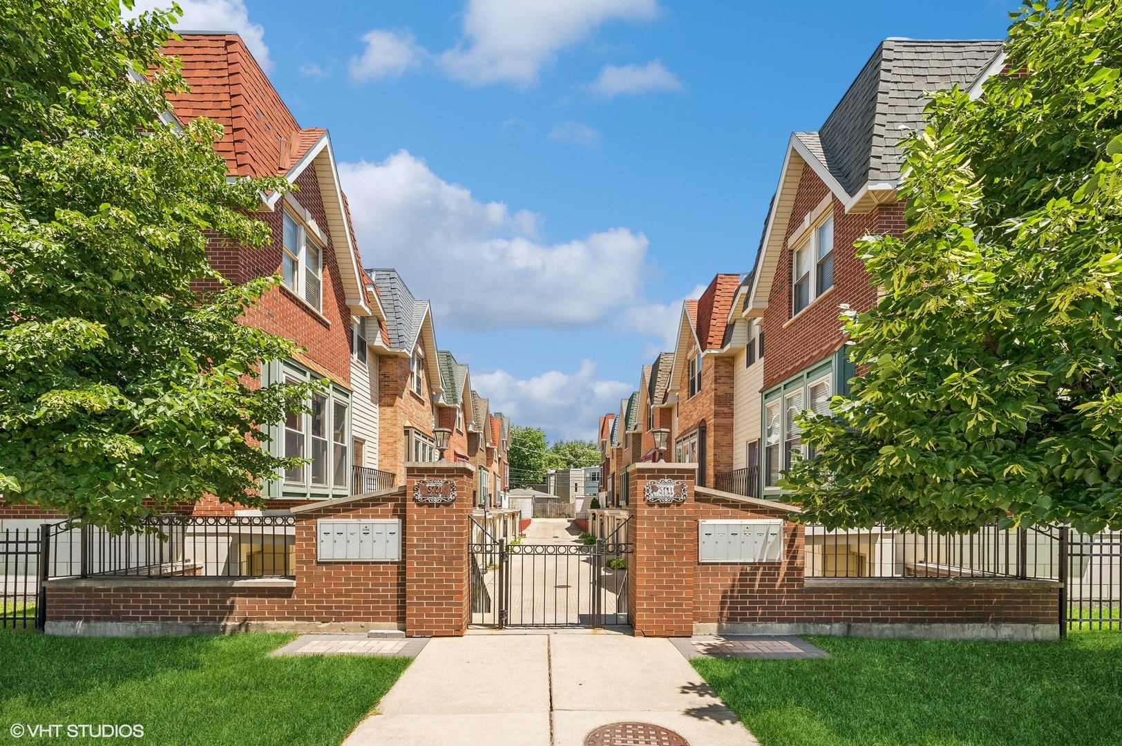 3711 N Milwaukee Avenue Unit: 5