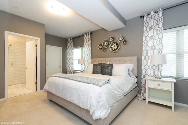 2126 W Crystal Street Unit: 3