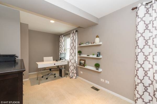 2126 W Crystal Street Unit: 3