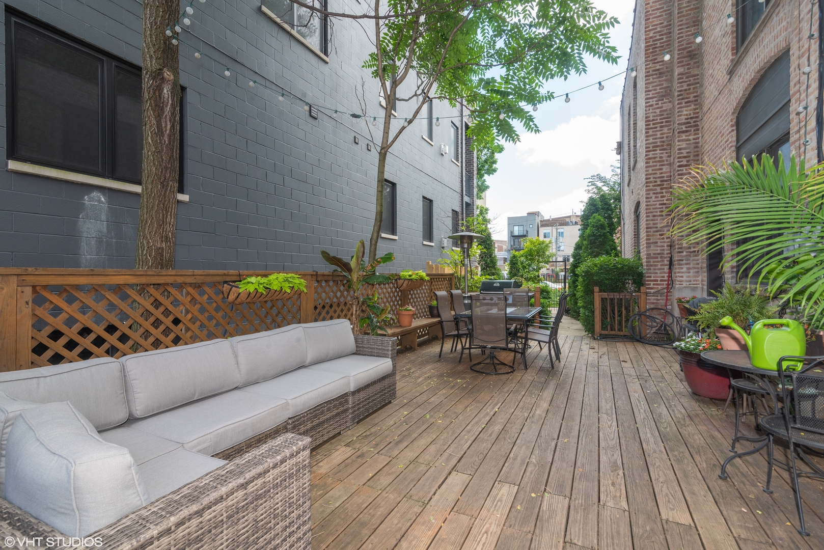 2126 W Crystal Street Unit: 3