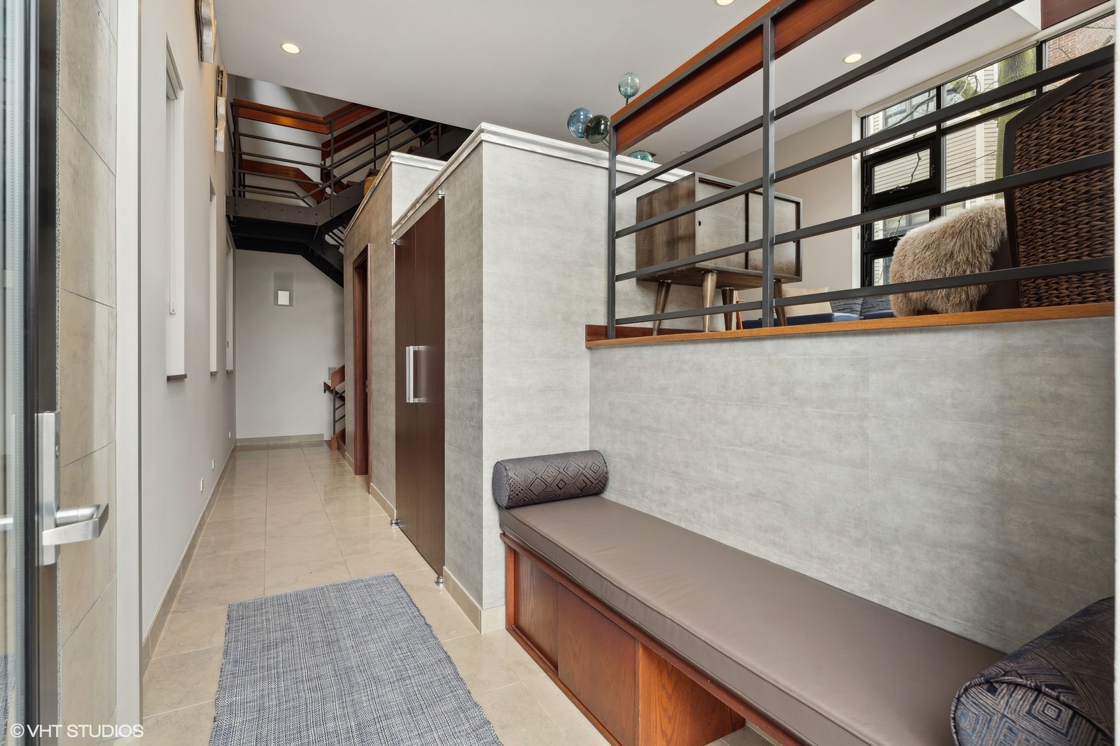 2611 N Magnolia Avenue