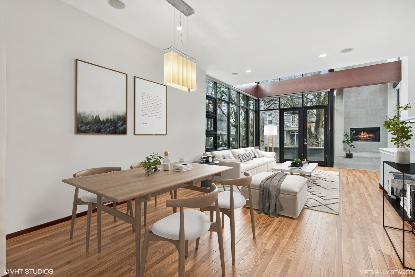 2611 N Magnolia Avenue