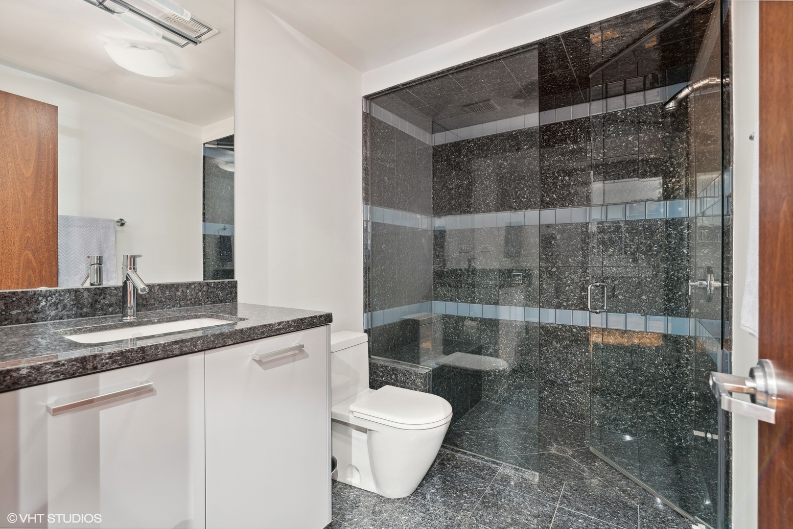 2611 N Magnolia Avenue