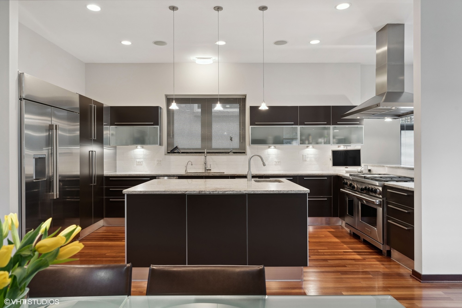 2611 N Magnolia Avenue