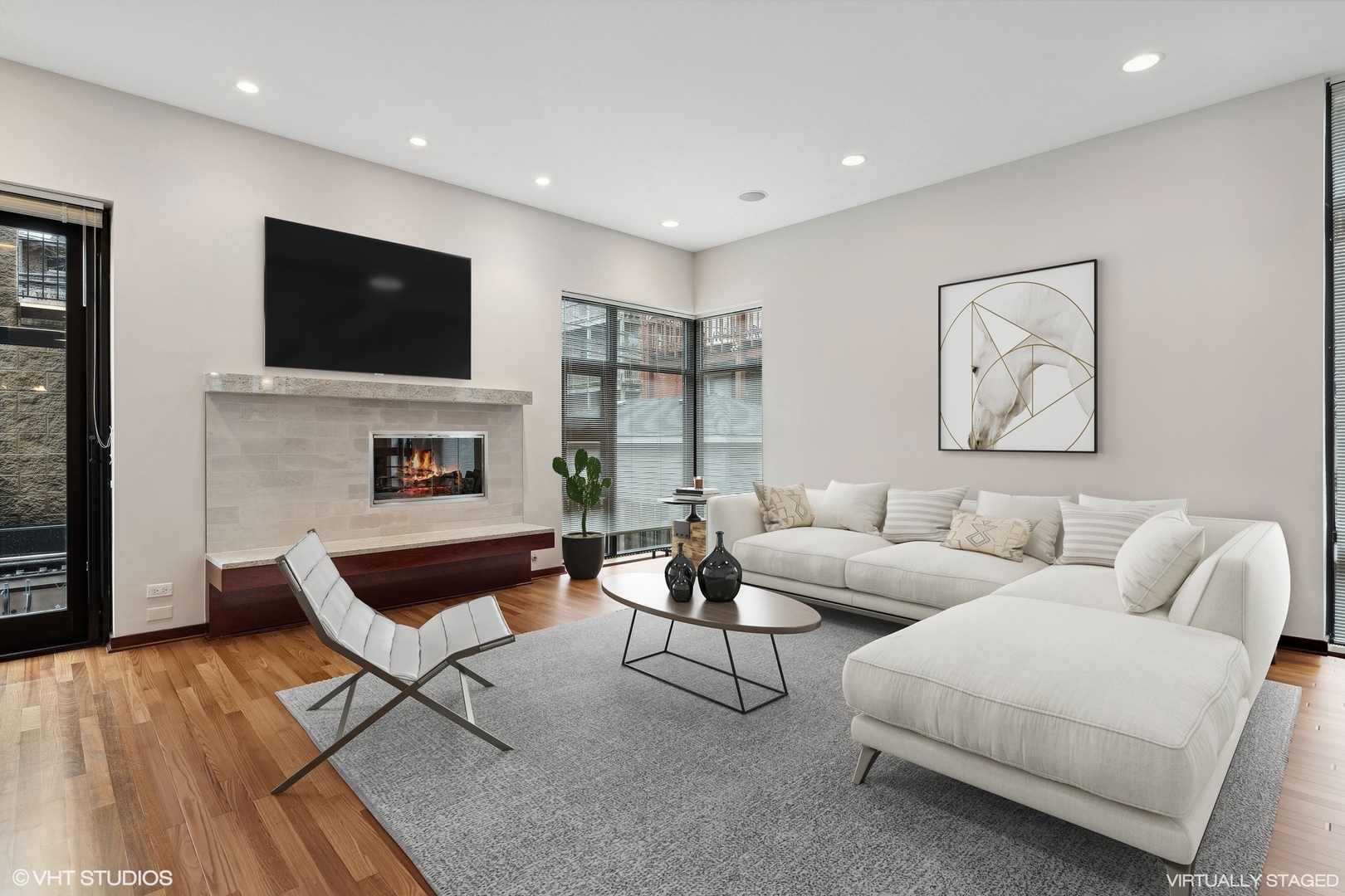 2611 N Magnolia Avenue