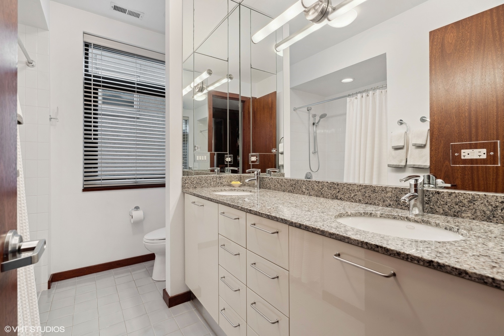 2611 N Magnolia Avenue