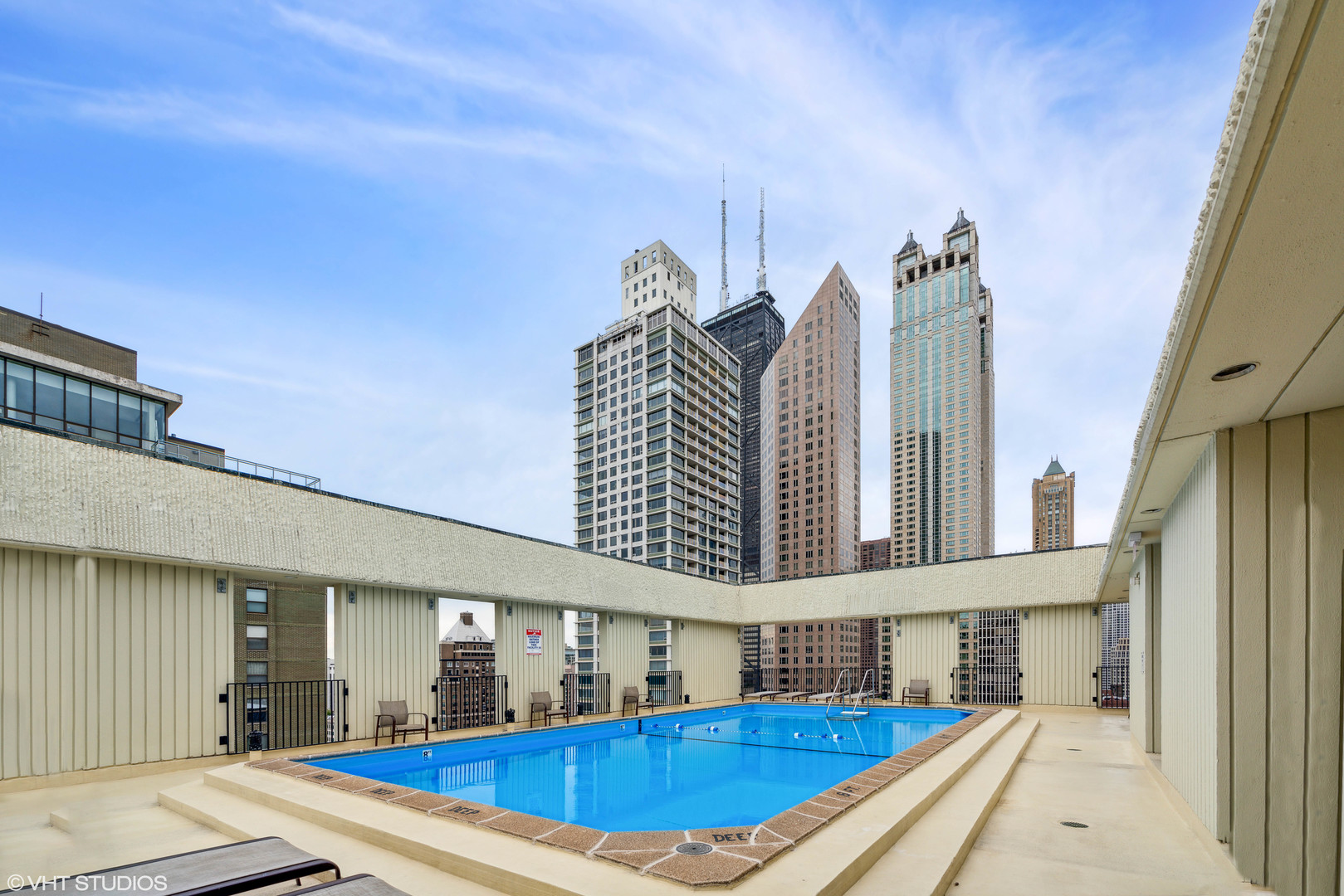 100 E Bellevue Place Unit: 18D