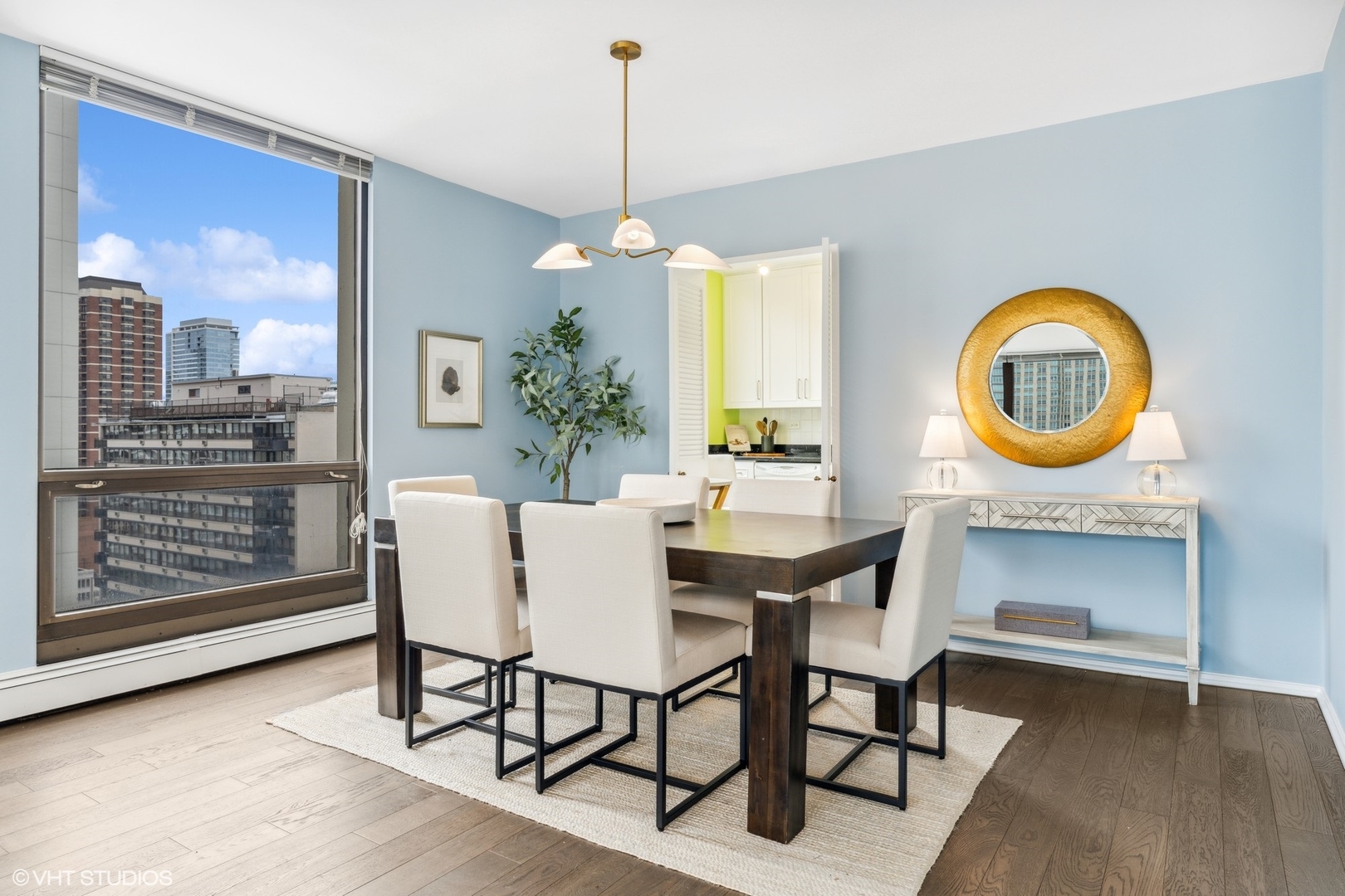 100 E Bellevue Place Unit: 18D