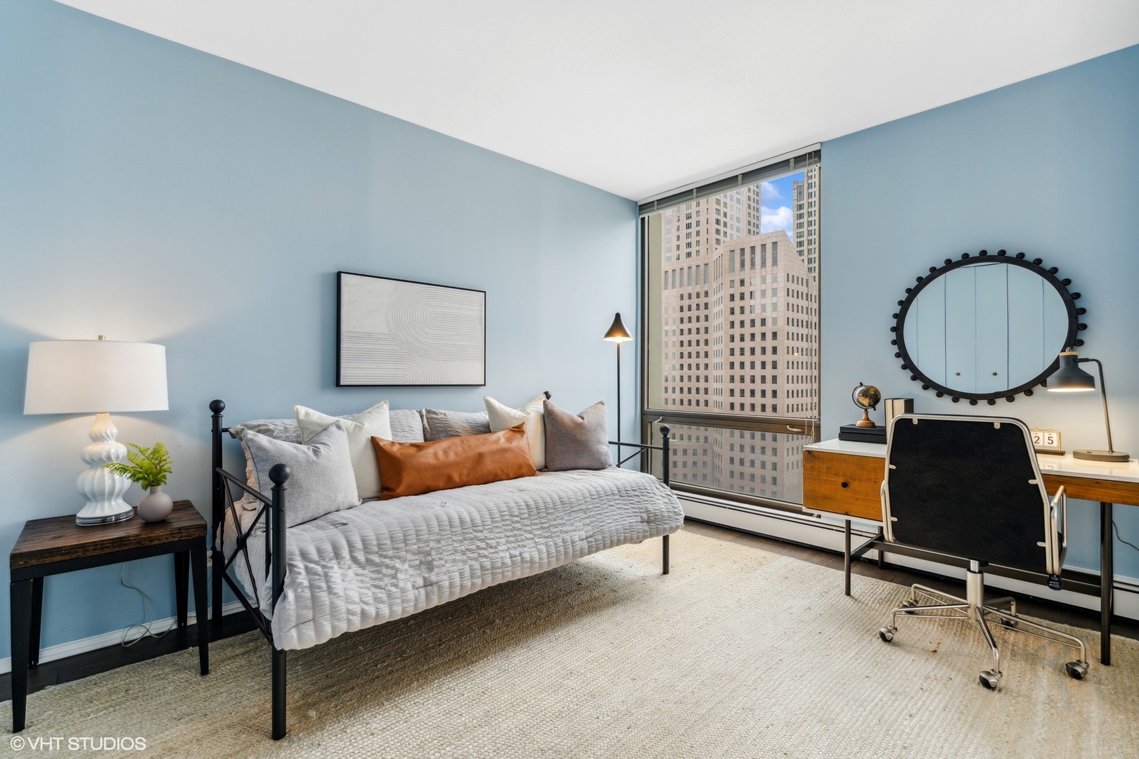 100 E Bellevue Place Unit: 18D