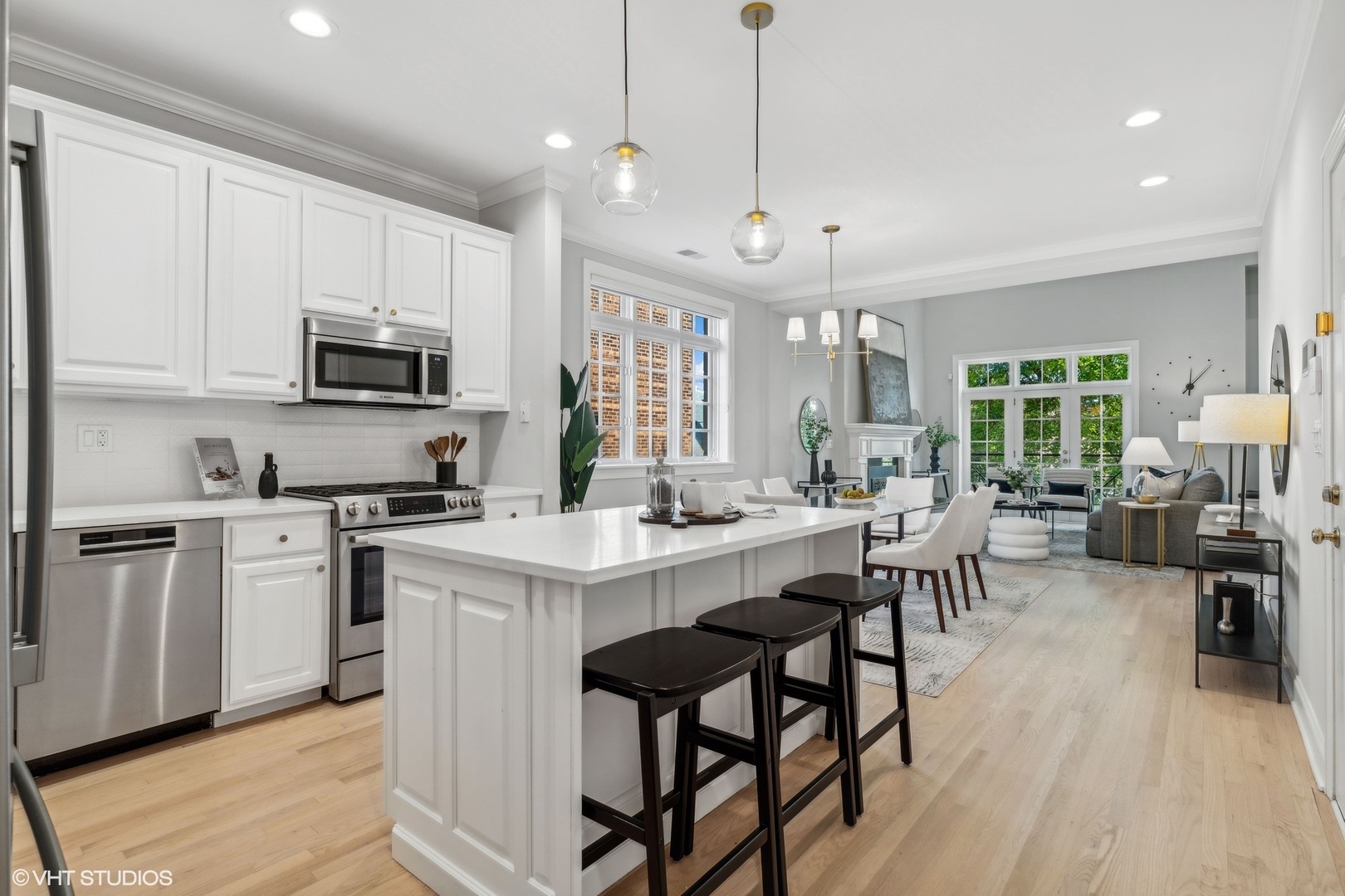 2224 N ORCHARD Street Unit: 3N