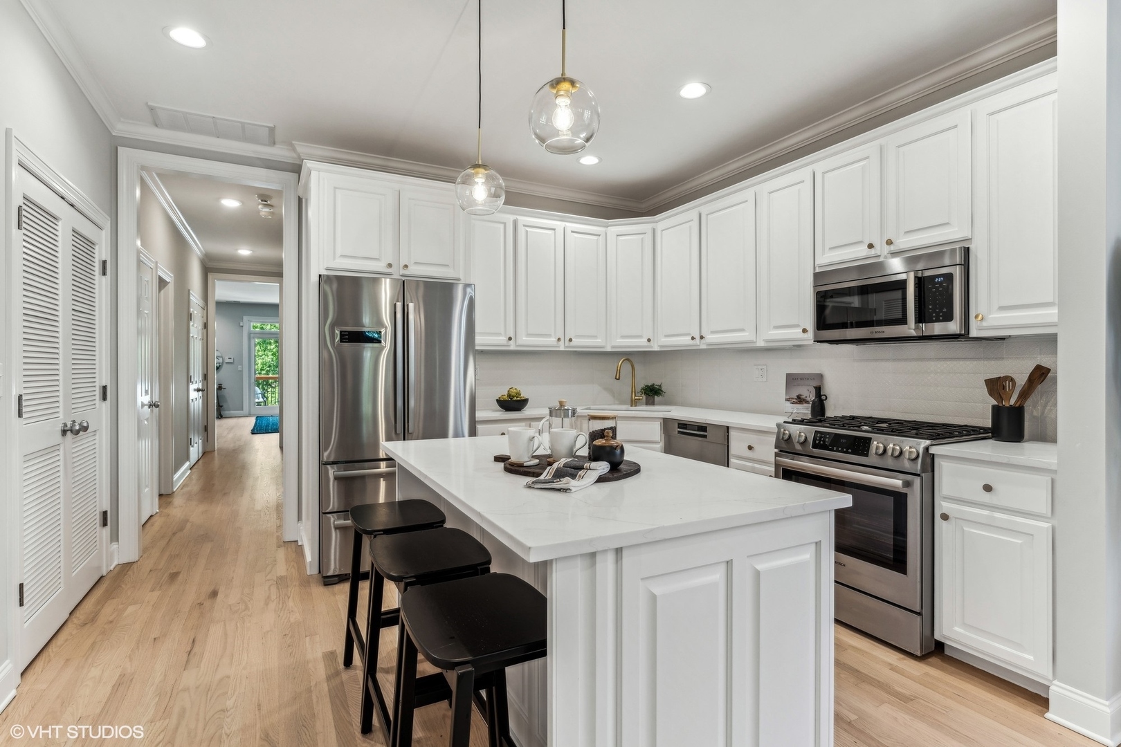 2224 N ORCHARD Street Unit: 3N