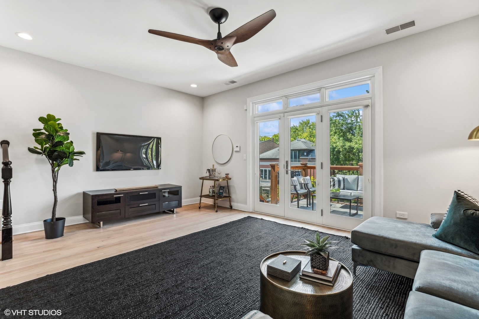 2224 N ORCHARD Street Unit: 3N