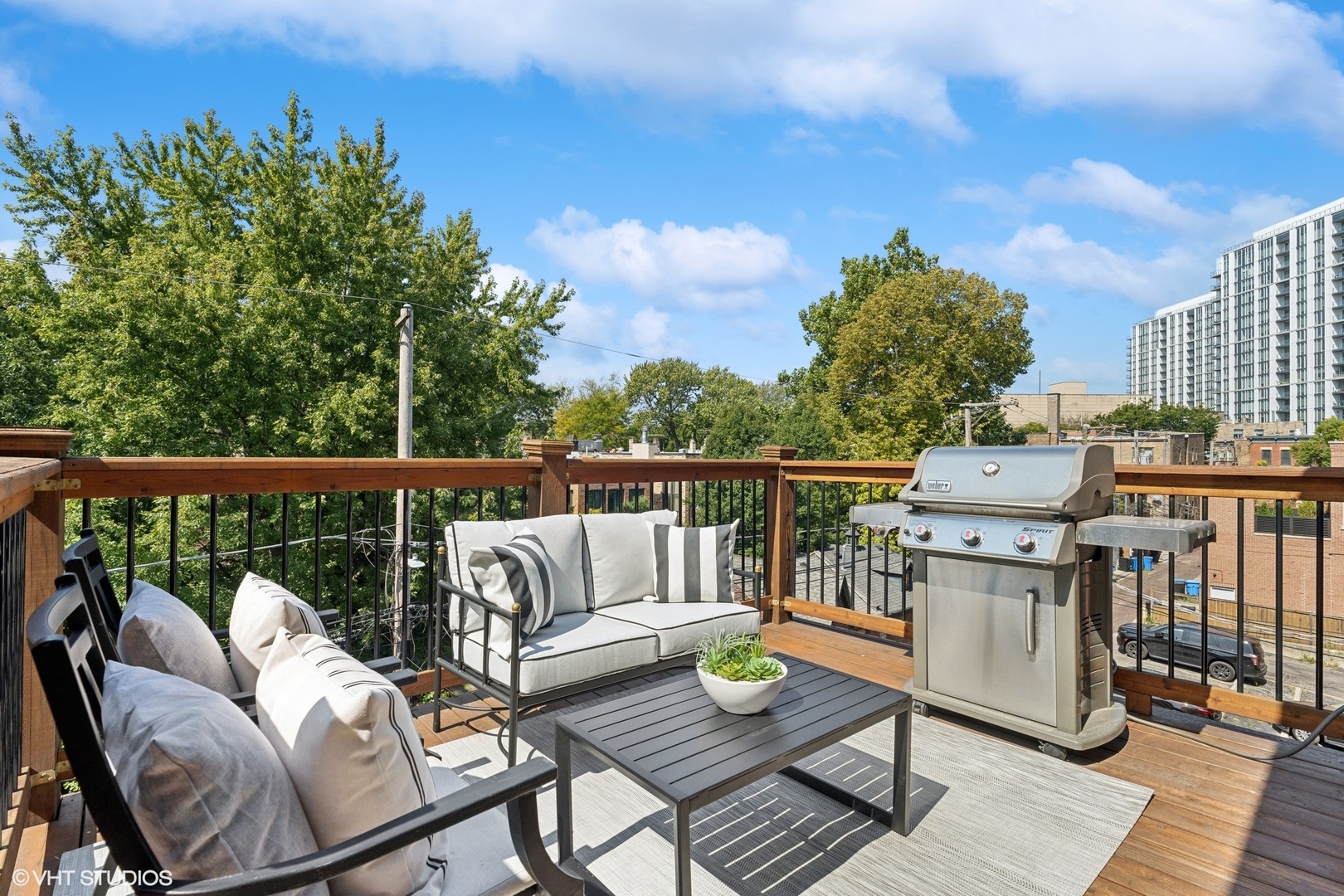 2224 N ORCHARD Street Unit: 3N