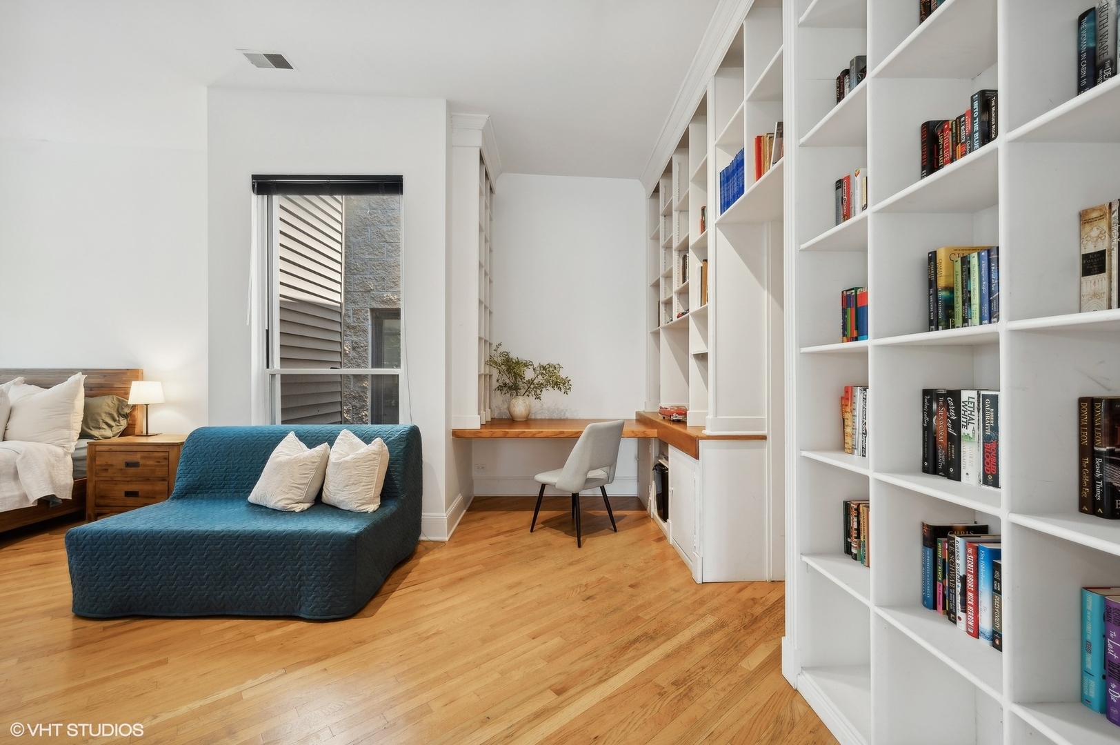 1313 N WOOD Street Unit: 3